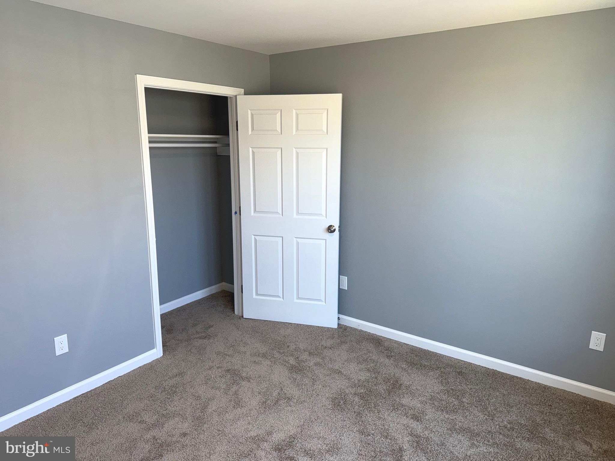 HILLCREST - Residential