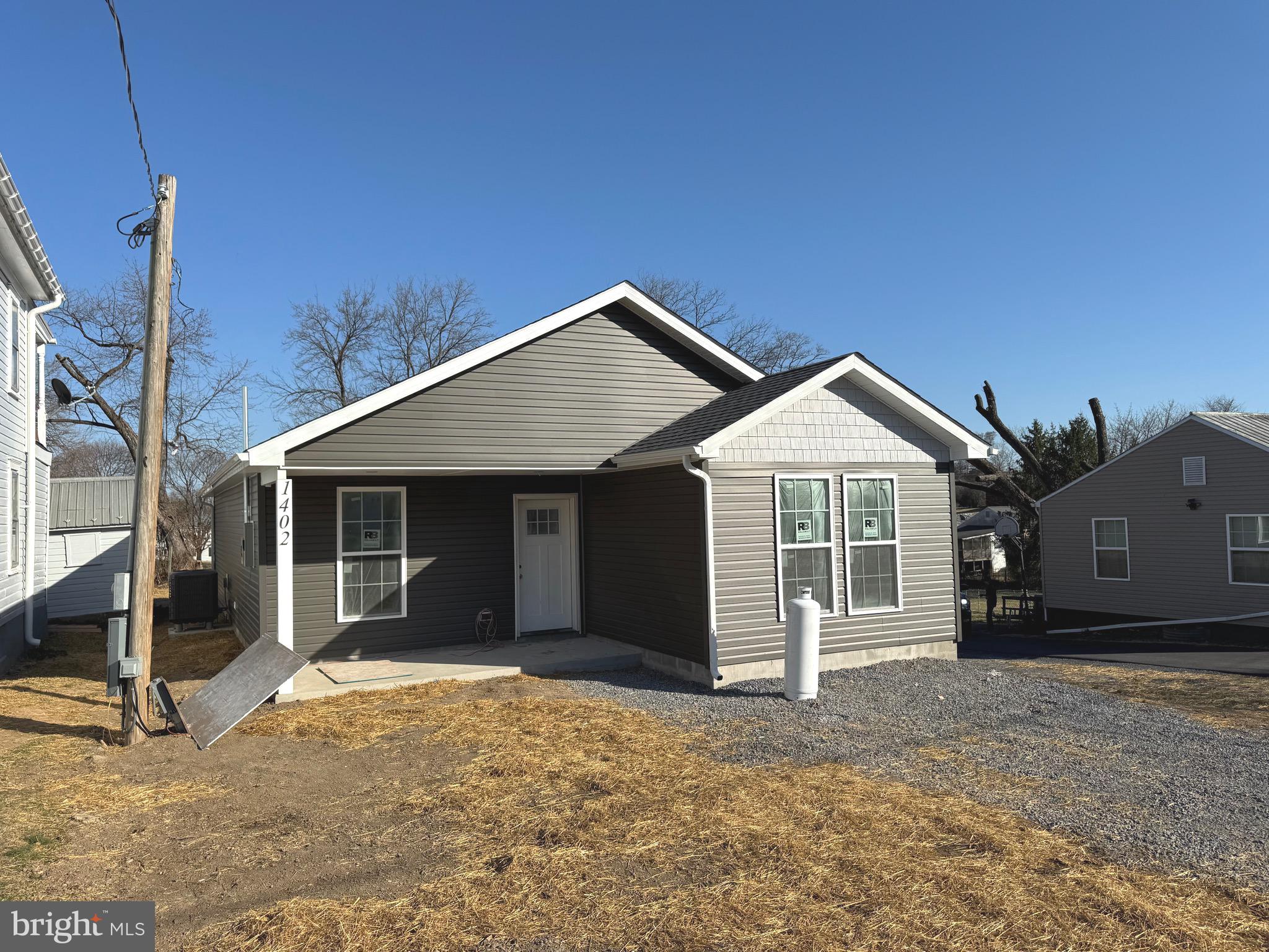 HILLCREST - Residential