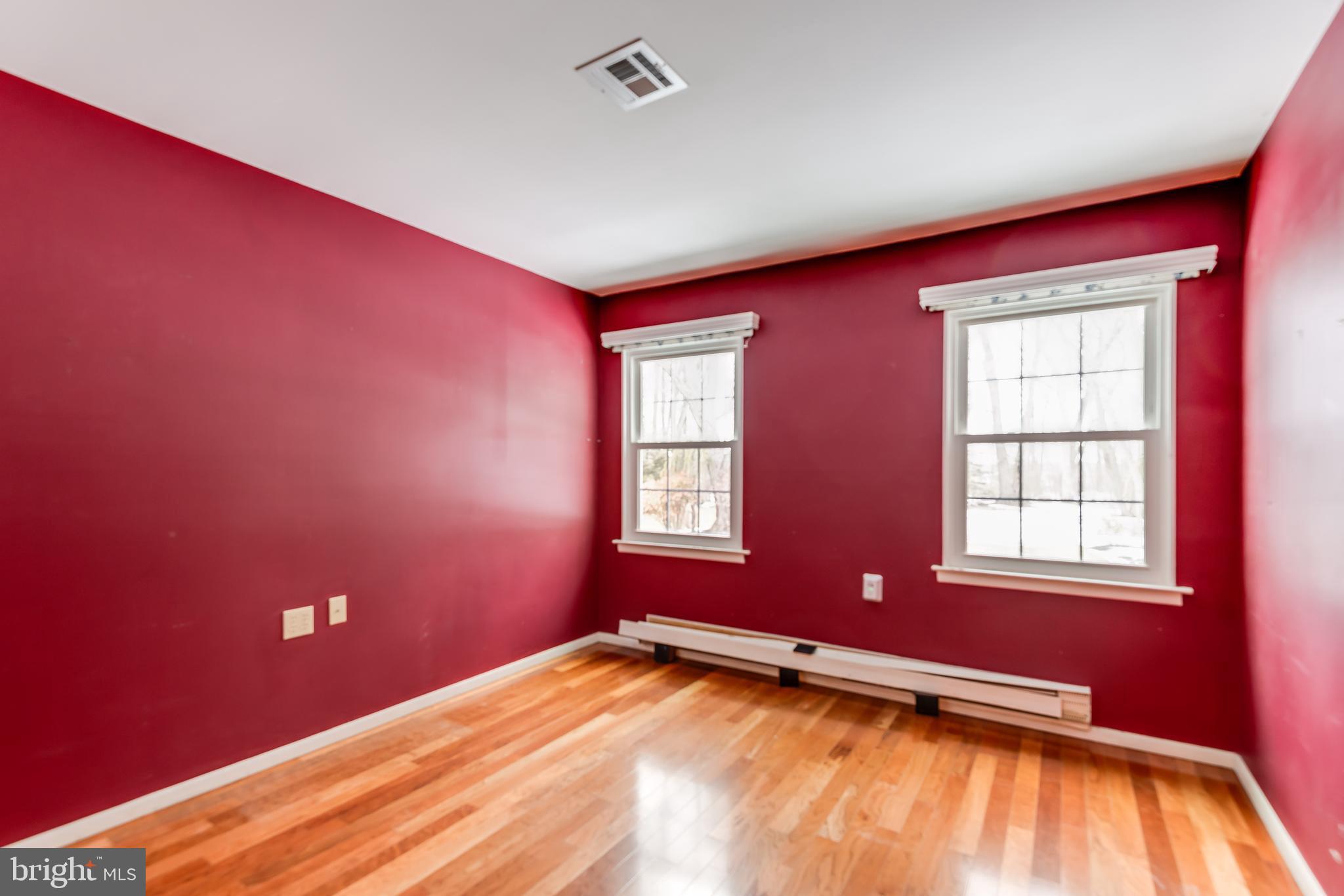 LEISURETOWNE - Residential