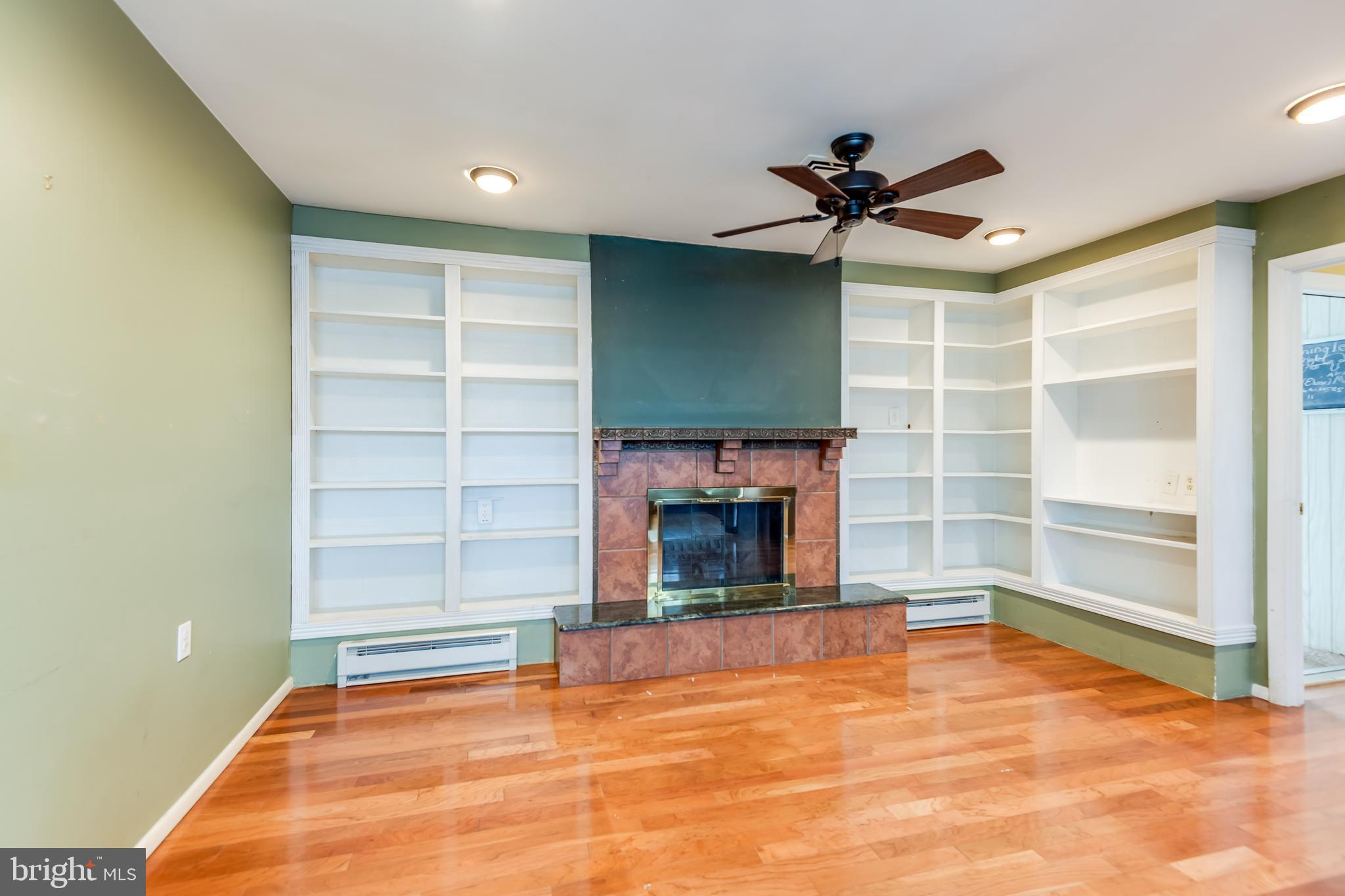 LEISURETOWNE - Residential