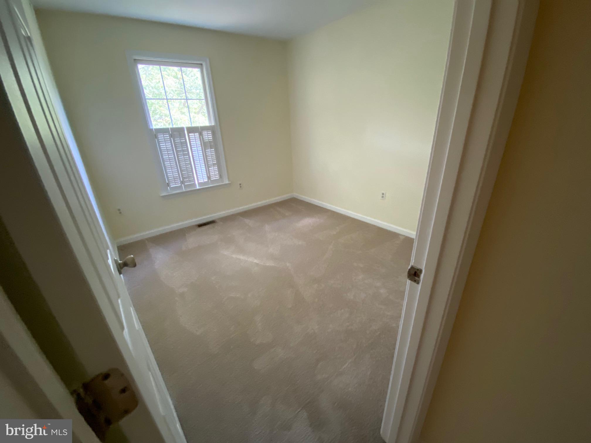 MADDEX FARM - Residential Lease