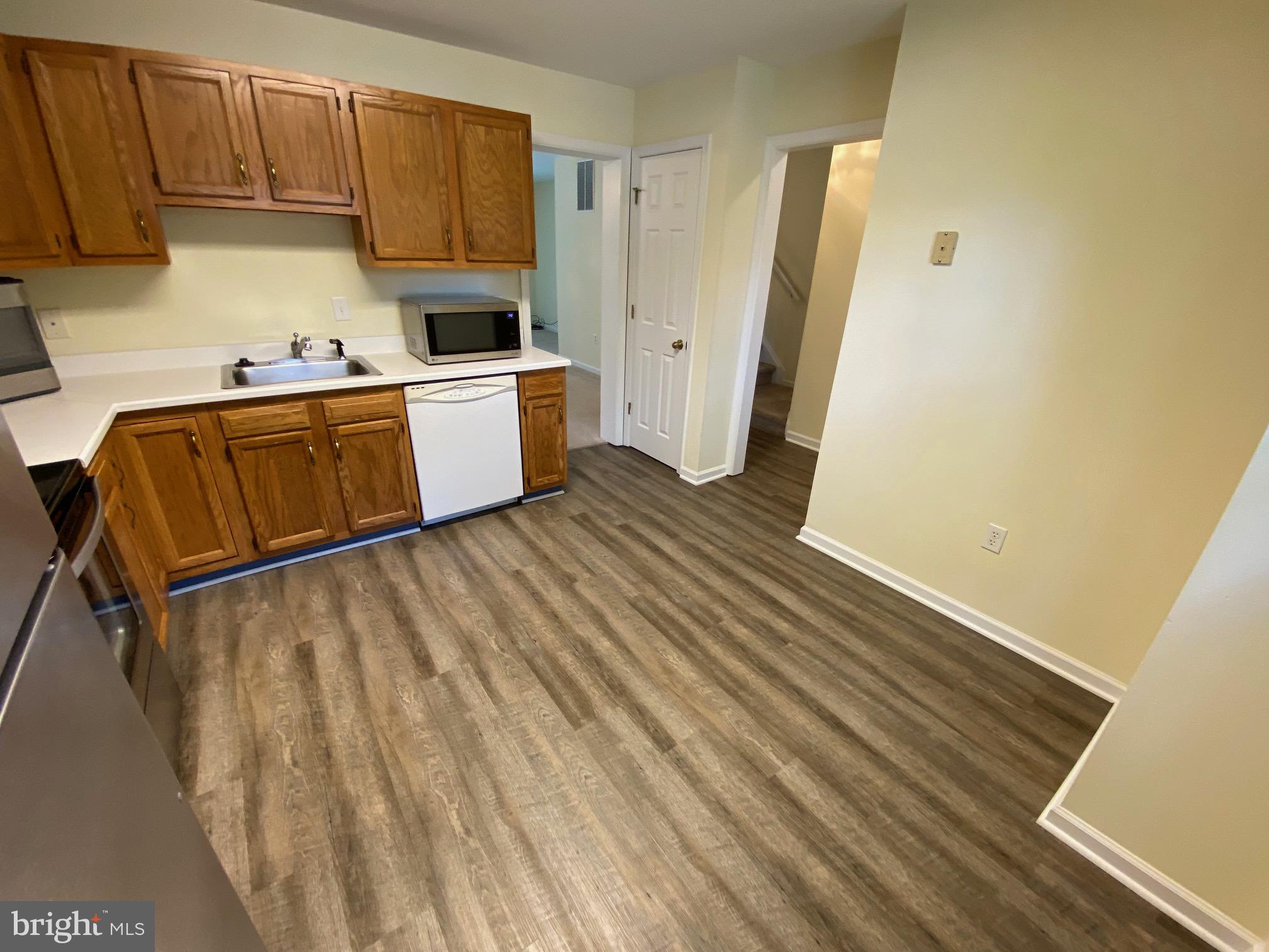 MADDEX FARM - Residential Lease