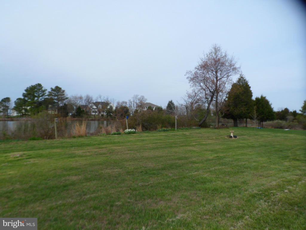 LANDINGS AT PINEY POINT - Residential Lease