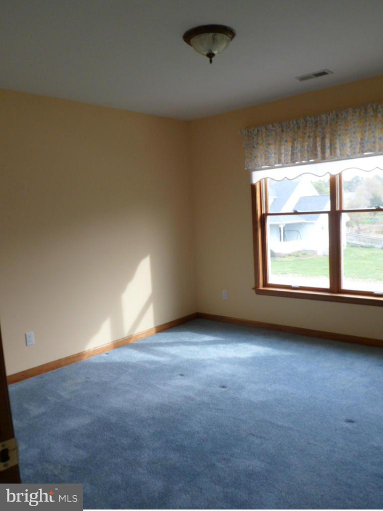 LANDINGS AT PINEY POINT - Residential Lease