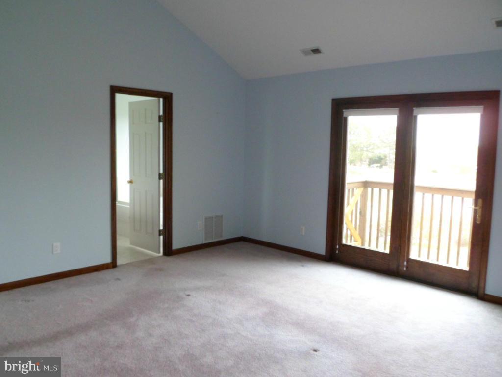 LANDINGS AT PINEY POINT - Residential Lease