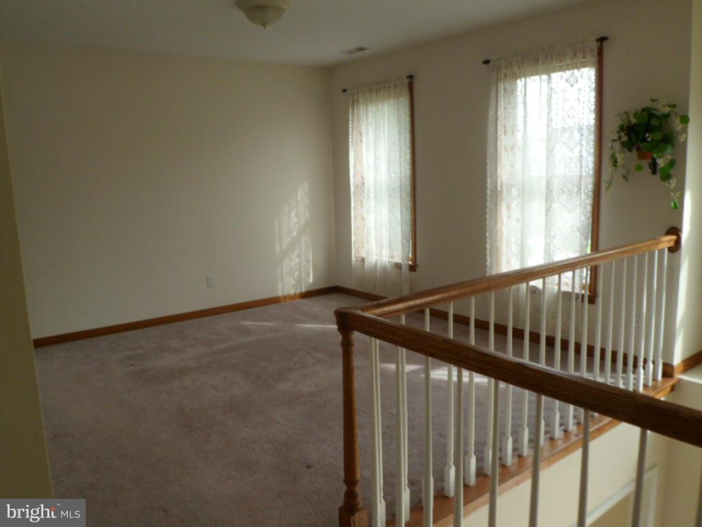 LANDINGS AT PINEY POINT - Residential Lease