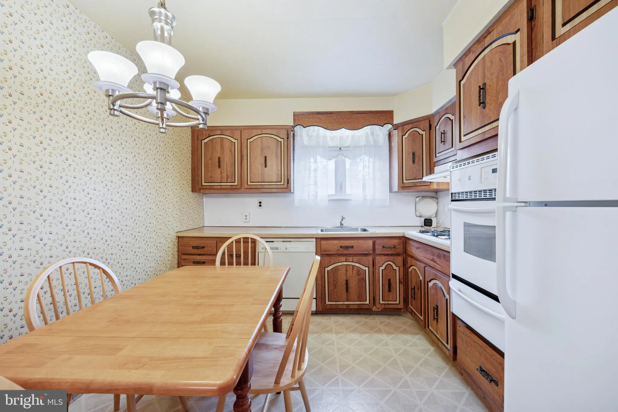 Philadelphia, Pennsylvania 19116, United States, 3 Bedrooms Bedrooms, ,2 BathroomsBathrooms,Residential,Active,97522