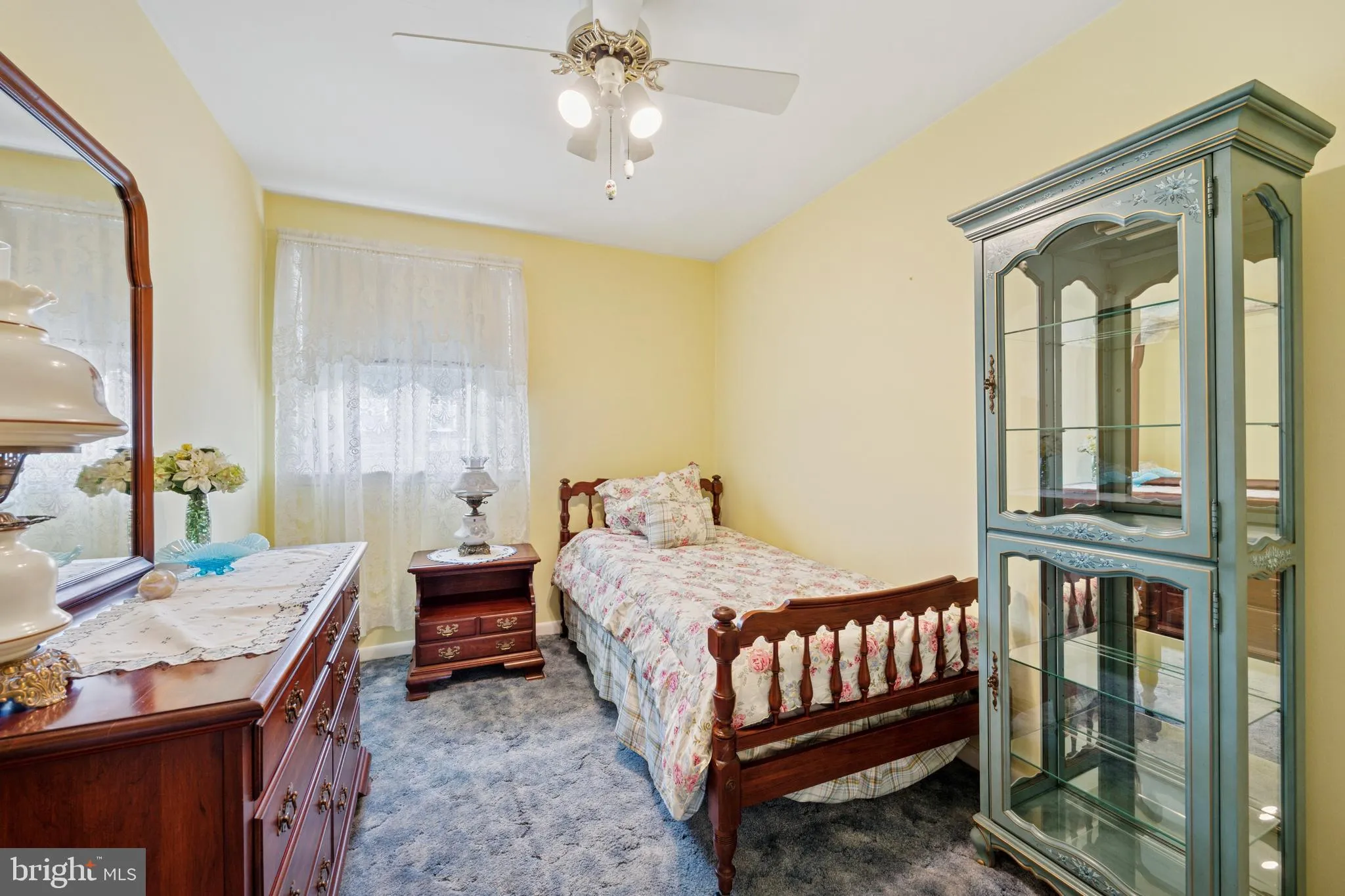 Philadelphia, Pennsylvania 19116, United States, 3 Bedrooms Bedrooms, ,2 BathroomsBathrooms,Residential,Active,97522