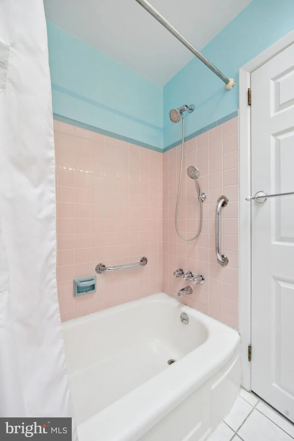 Philadelphia, Pennsylvania 19116, United States, 3 Bedrooms Bedrooms, ,2 BathroomsBathrooms,Residential,Active,97522