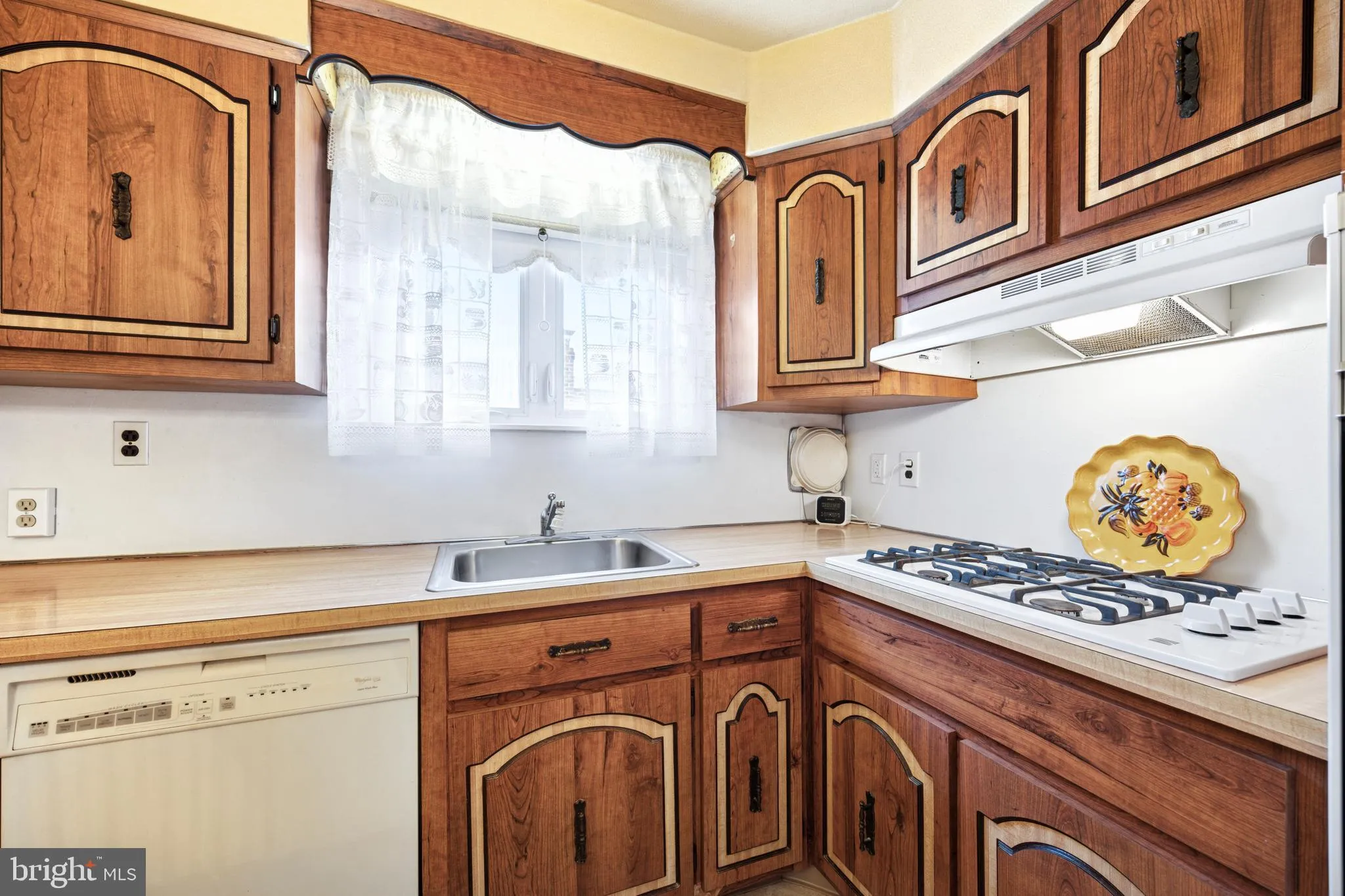 Philadelphia, Pennsylvania 19116, United States, 3 Bedrooms Bedrooms, ,2 BathroomsBathrooms,Residential,Active,97522