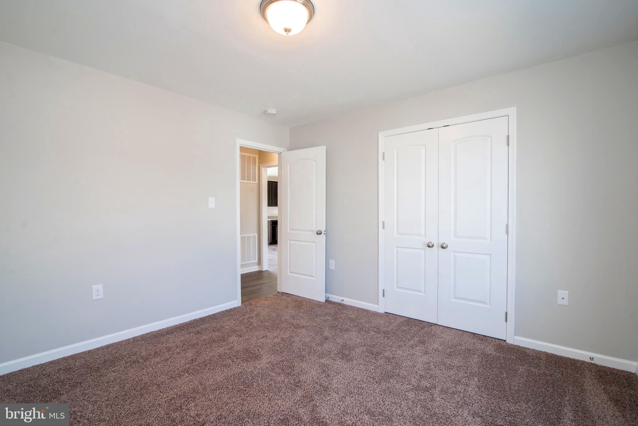 RED HILL - Residential