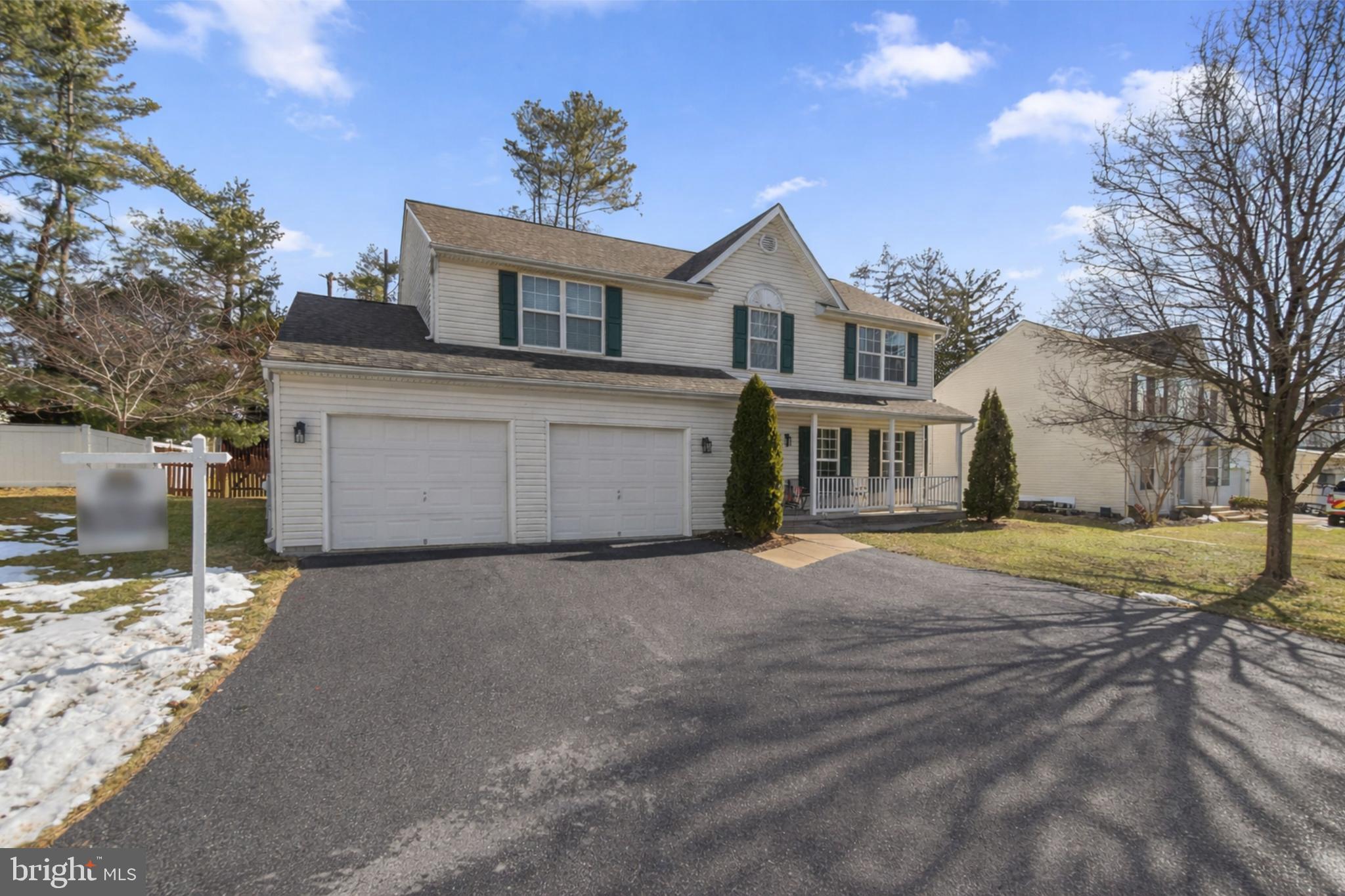 THE MEADOWS - Residential