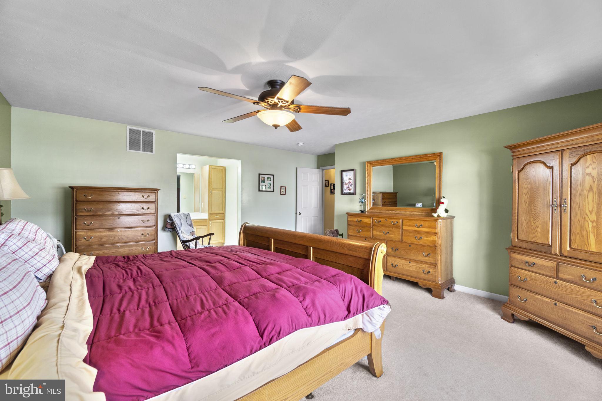 THE MEADOWS - Residential