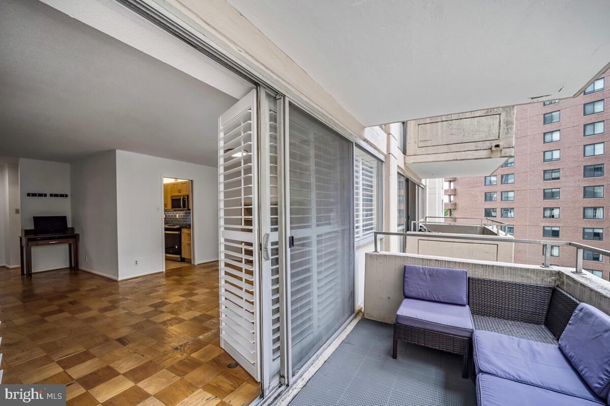 FRIENDSHIP HEIGHTS - Residential Lease