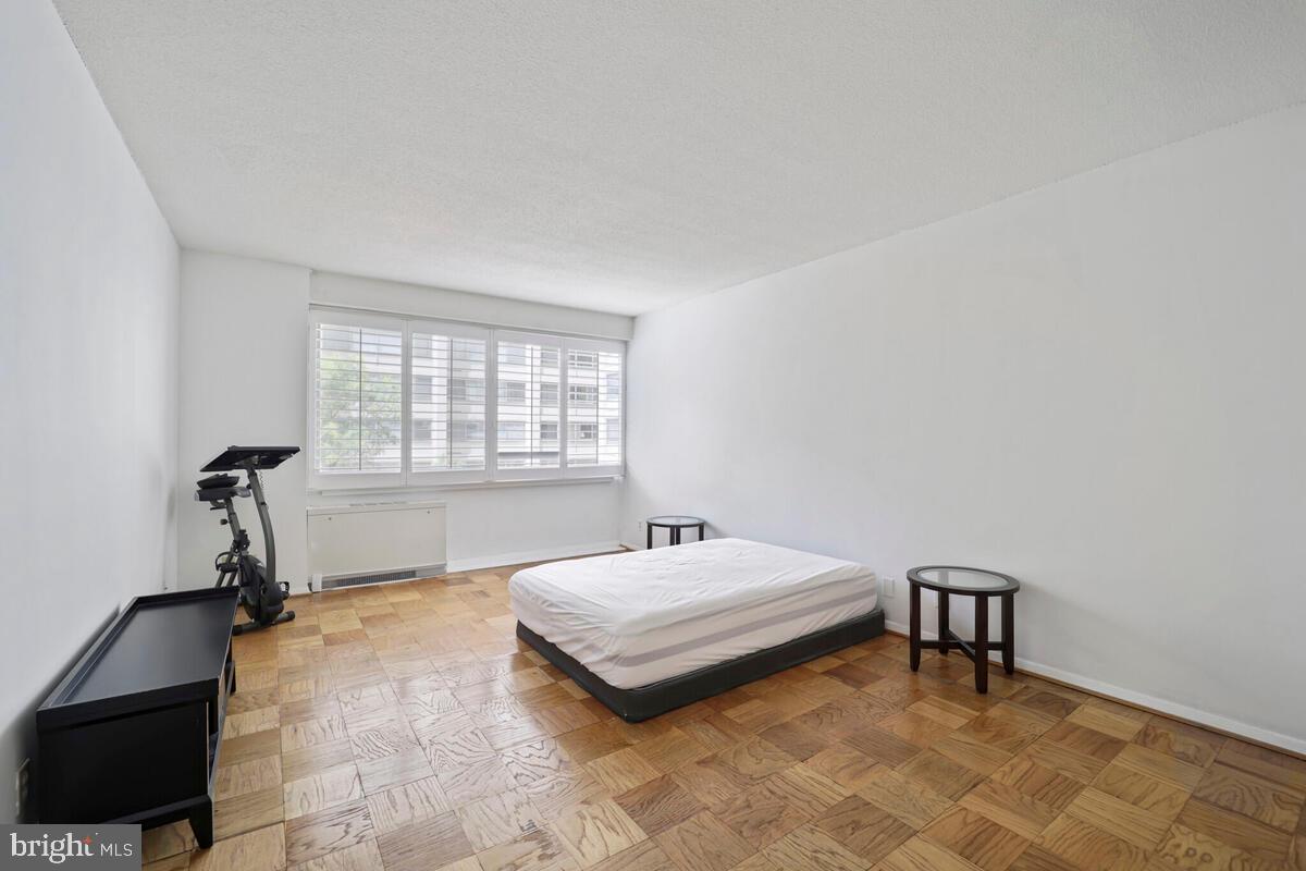 FRIENDSHIP HEIGHTS - Residential Lease