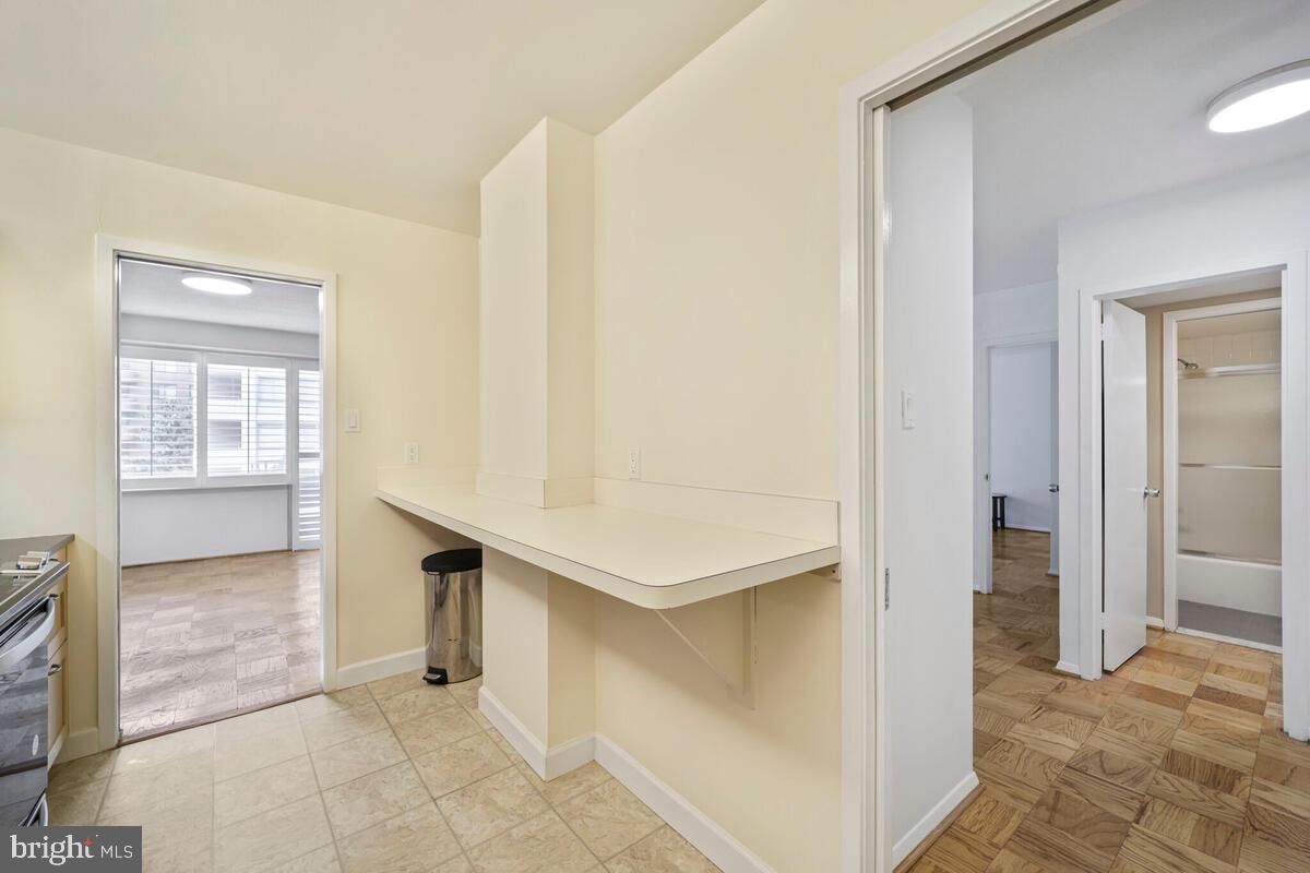 FRIENDSHIP HEIGHTS - Residential Lease