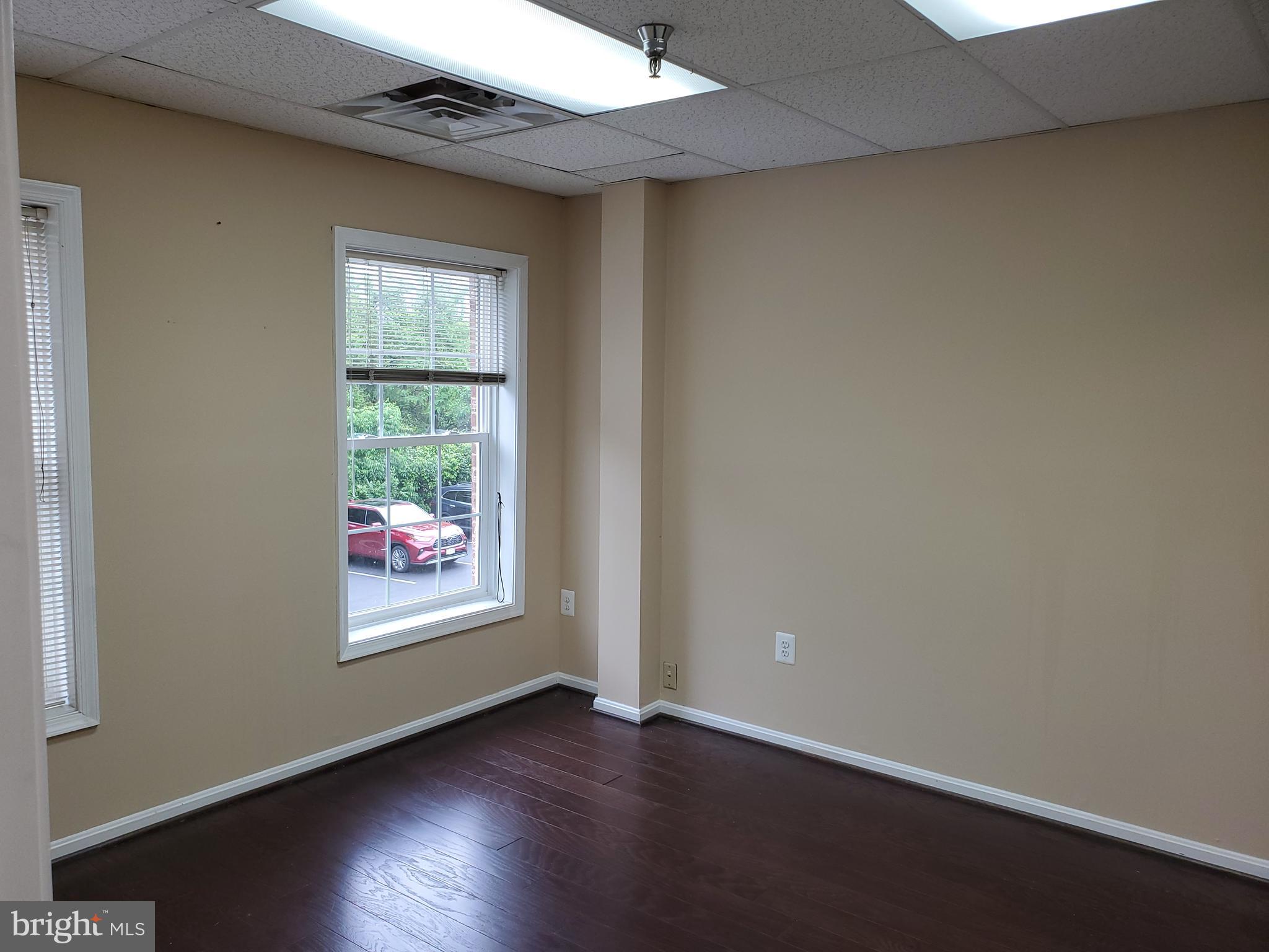 5719 CENTRE SQUARE DRIVE 10