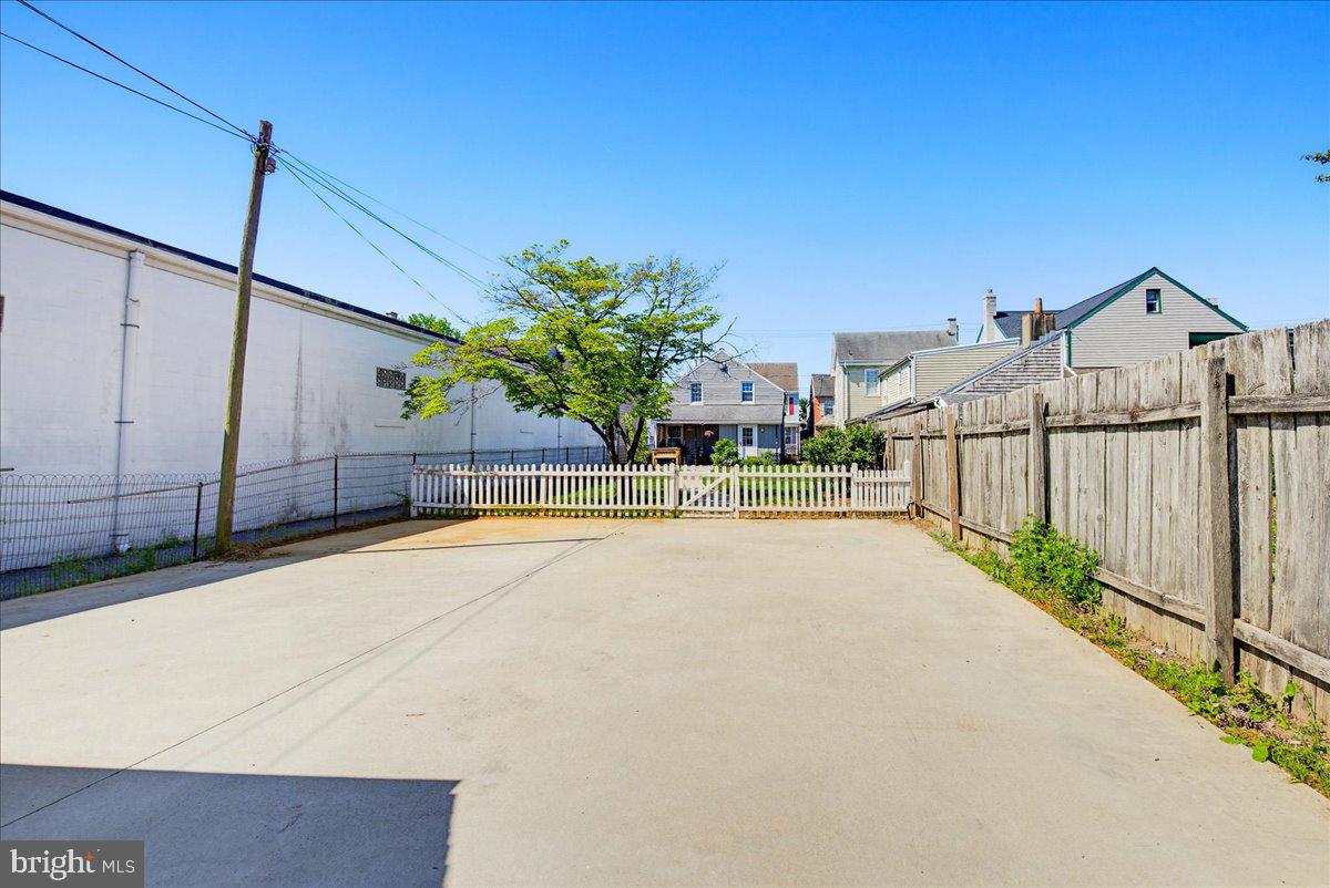 MANHEIM BOROUGH - Residential