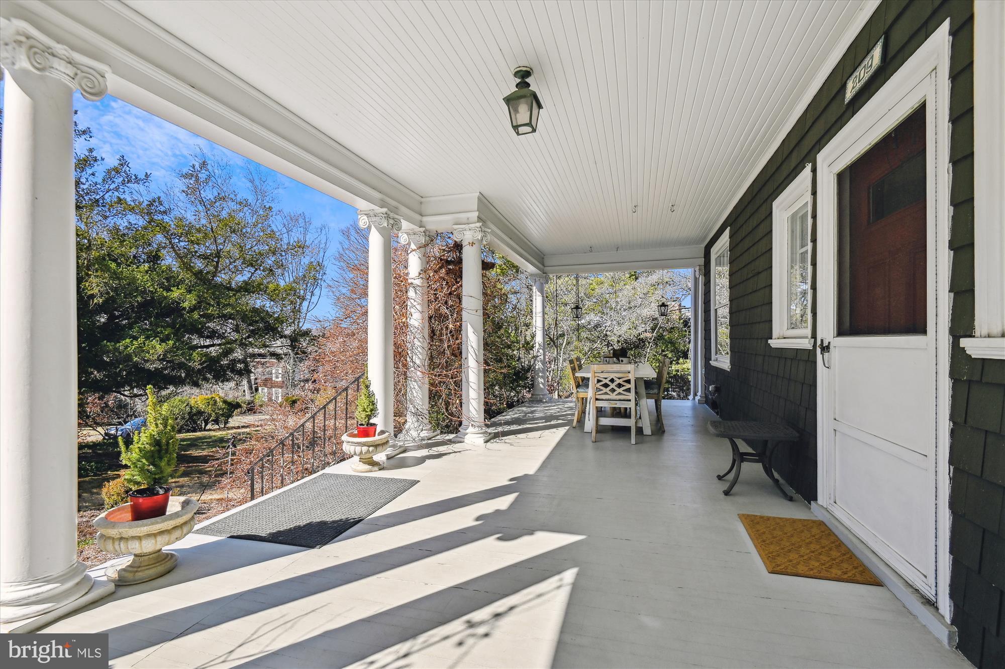 ROLAND PARK - Residential