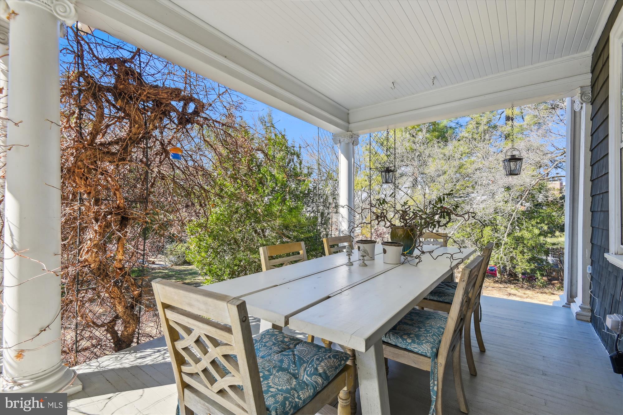 ROLAND PARK - Residential