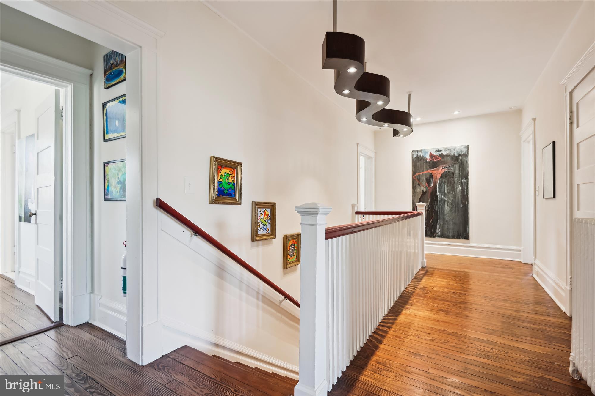 ROLAND PARK - Residential