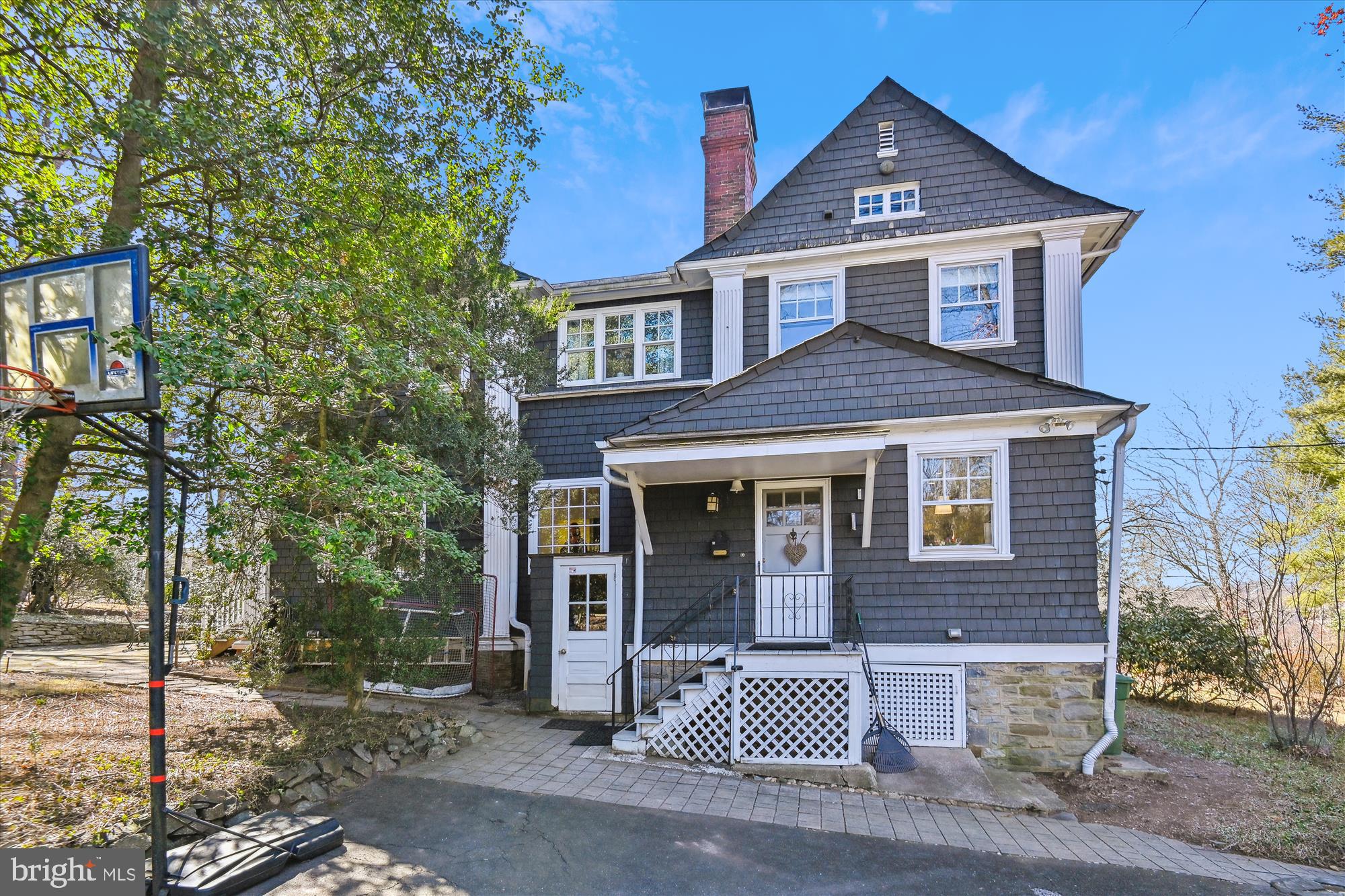 ROLAND PARK - Residential