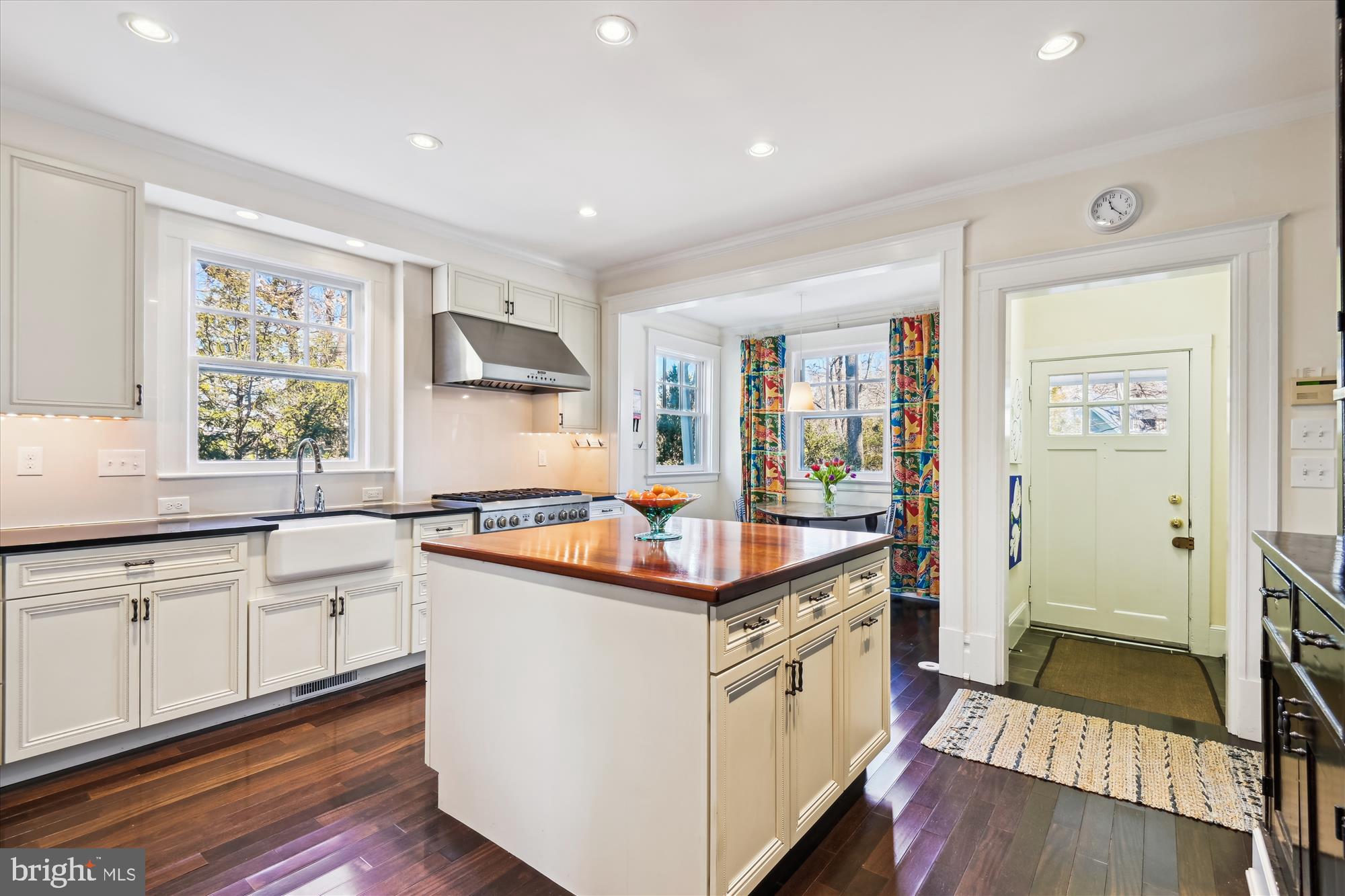 ROLAND PARK - Residential