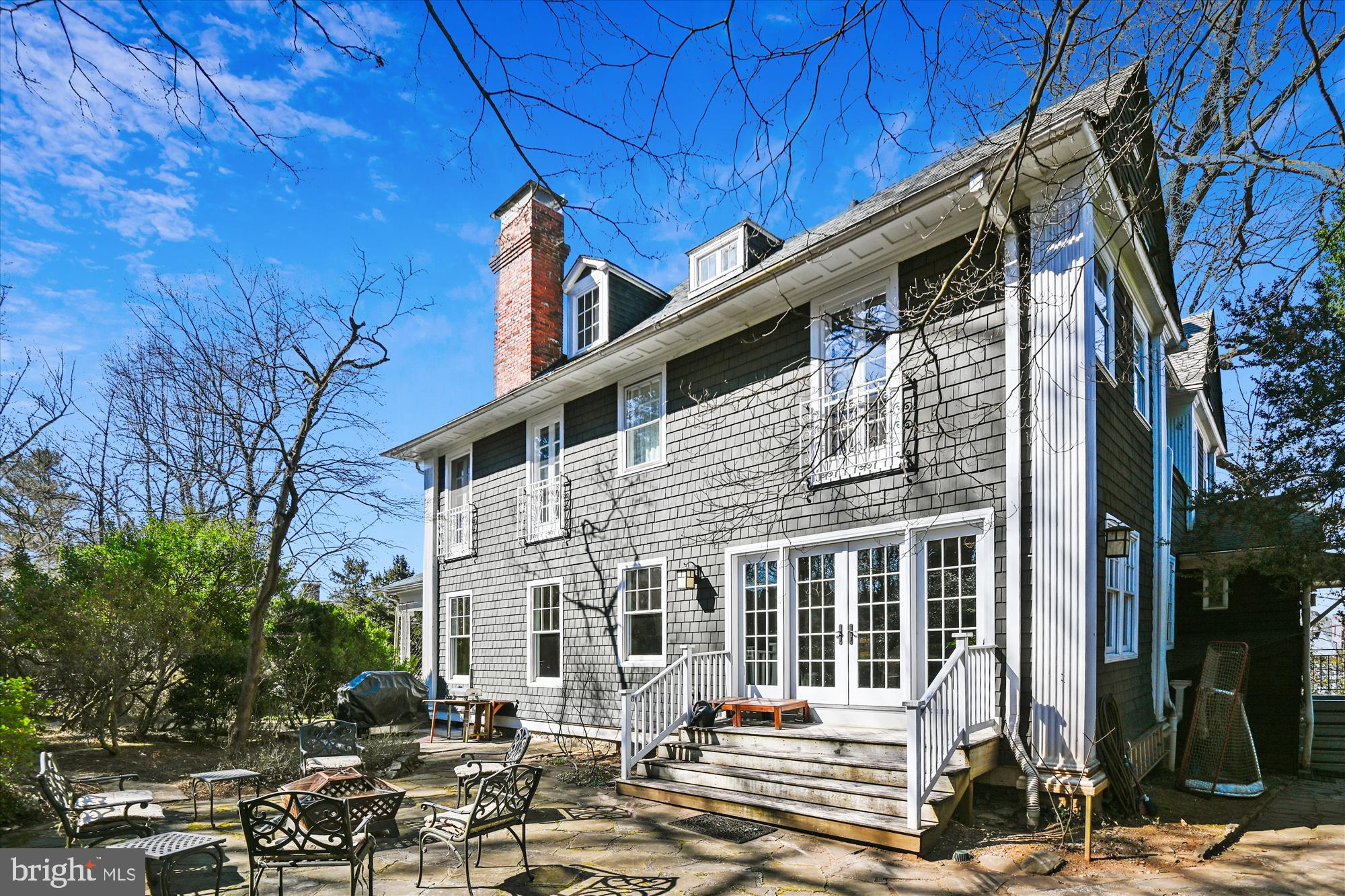 ROLAND PARK - Residential