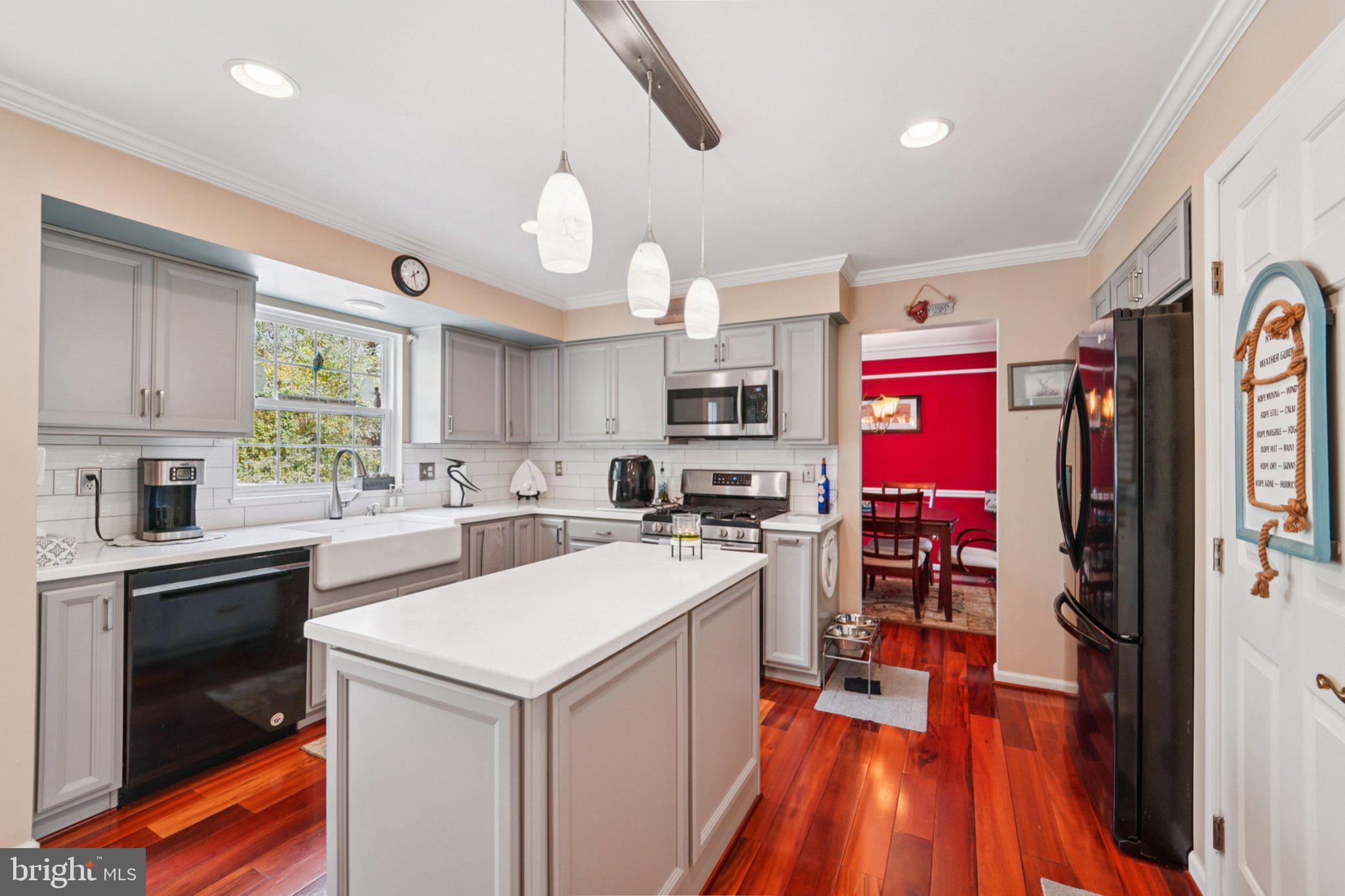 VILLAGE OF BYNUM RUN - Residential