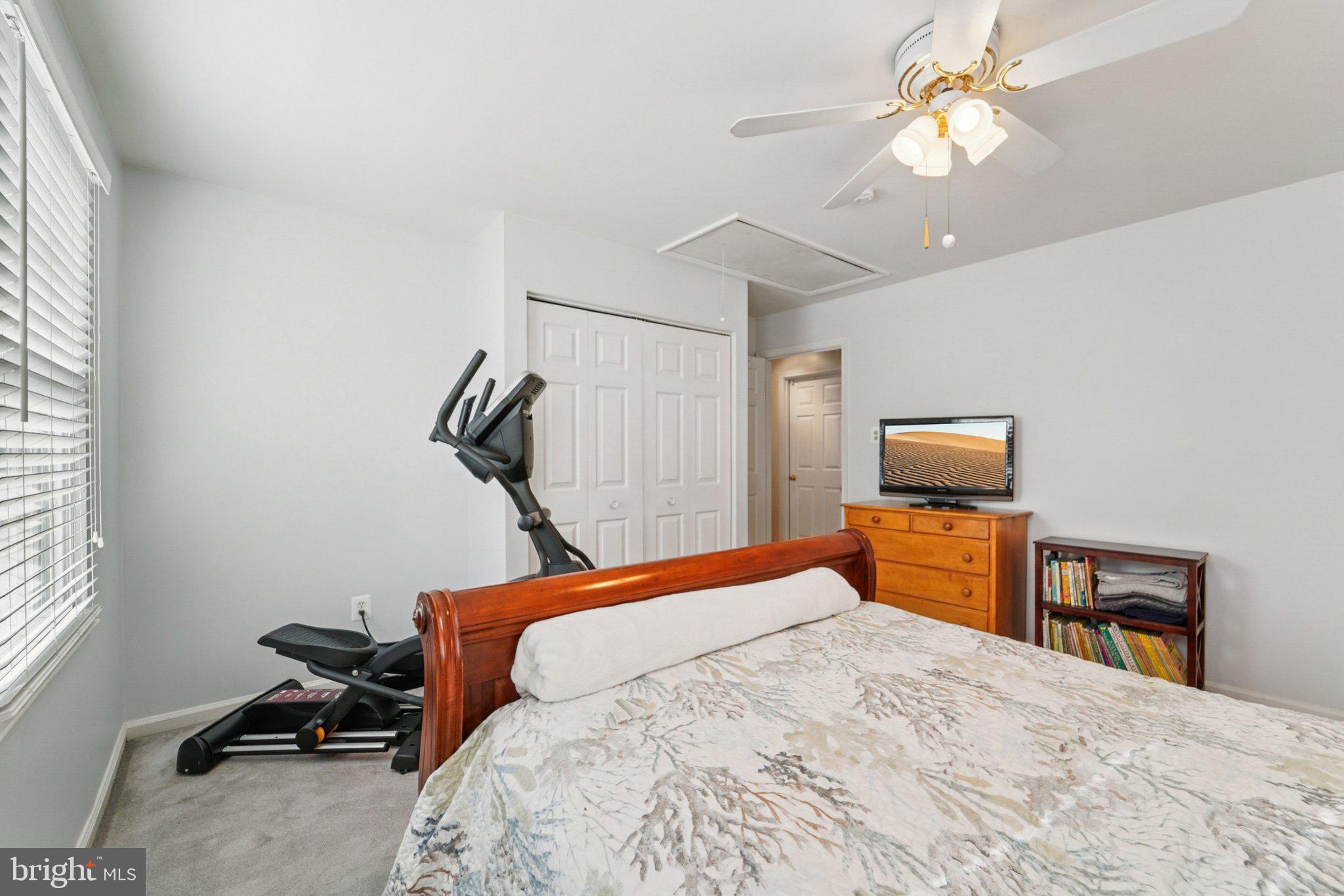 VILLAGE OF BYNUM RUN - Residential