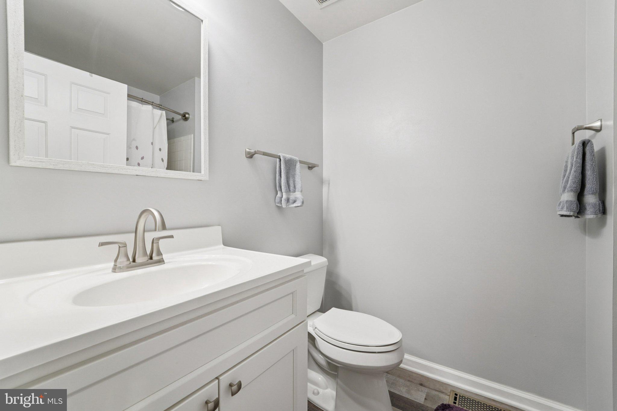 VILLAGE OF BYNUM RUN - Residential