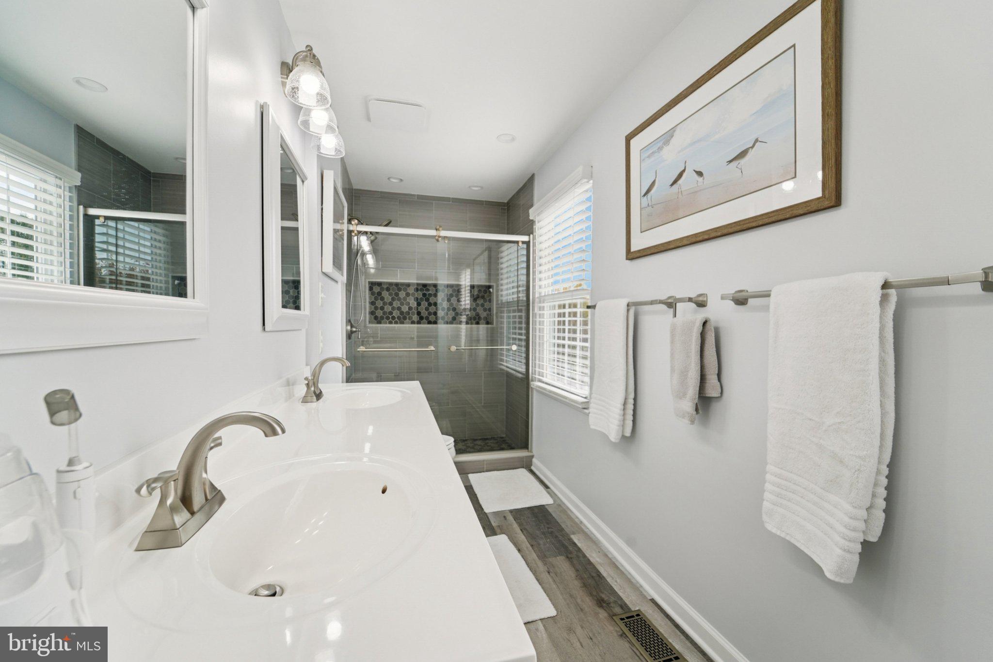 VILLAGE OF BYNUM RUN - Residential