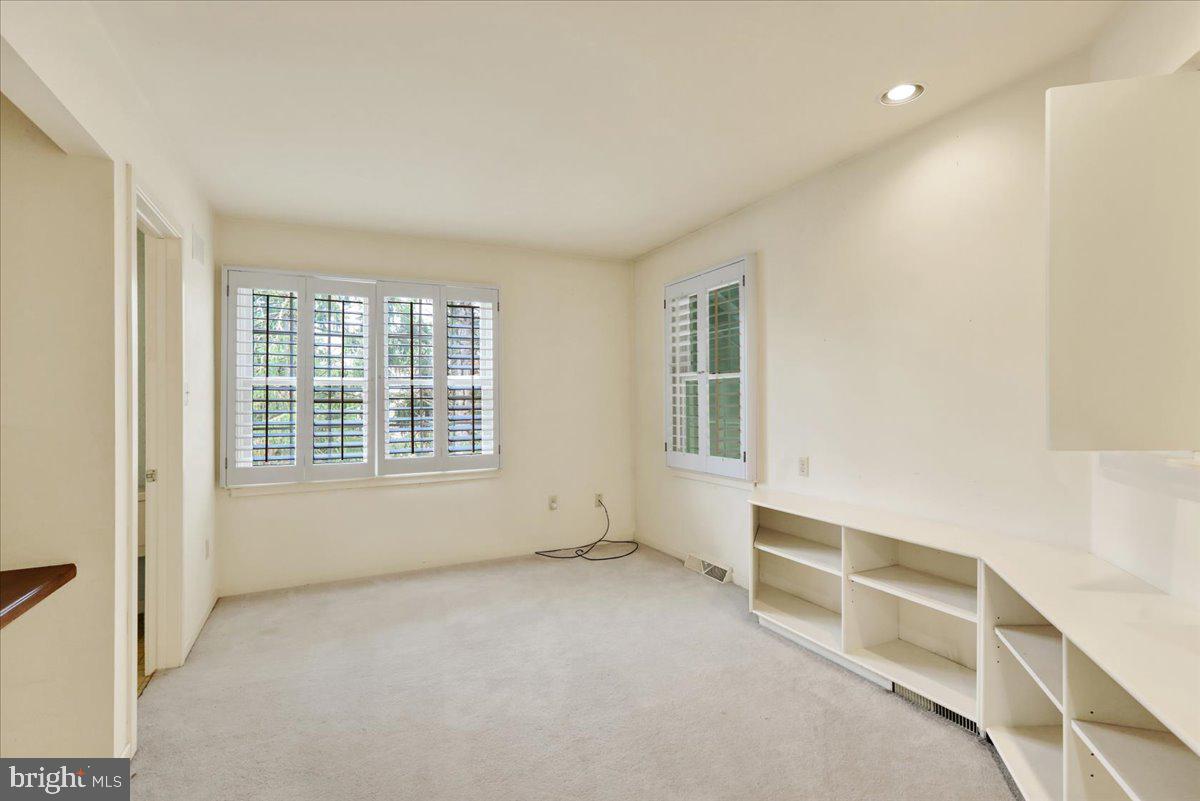 WYOMISSING MEADOWS - Residential