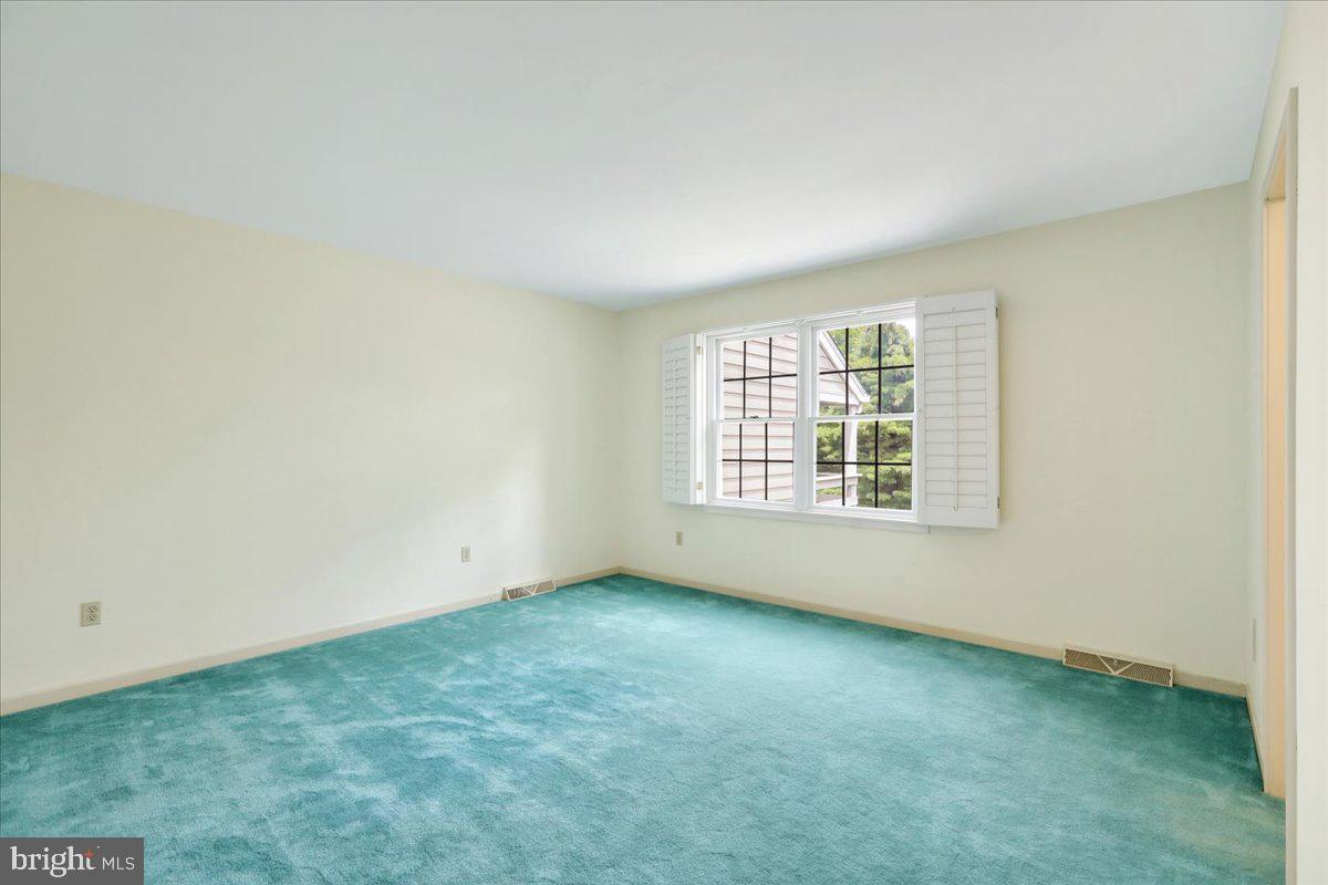 WYOMISSING MEADOWS - Residential