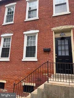 Townhouse For Rent - 124 S Arch Street<br/> LANCASTER, PA 17603