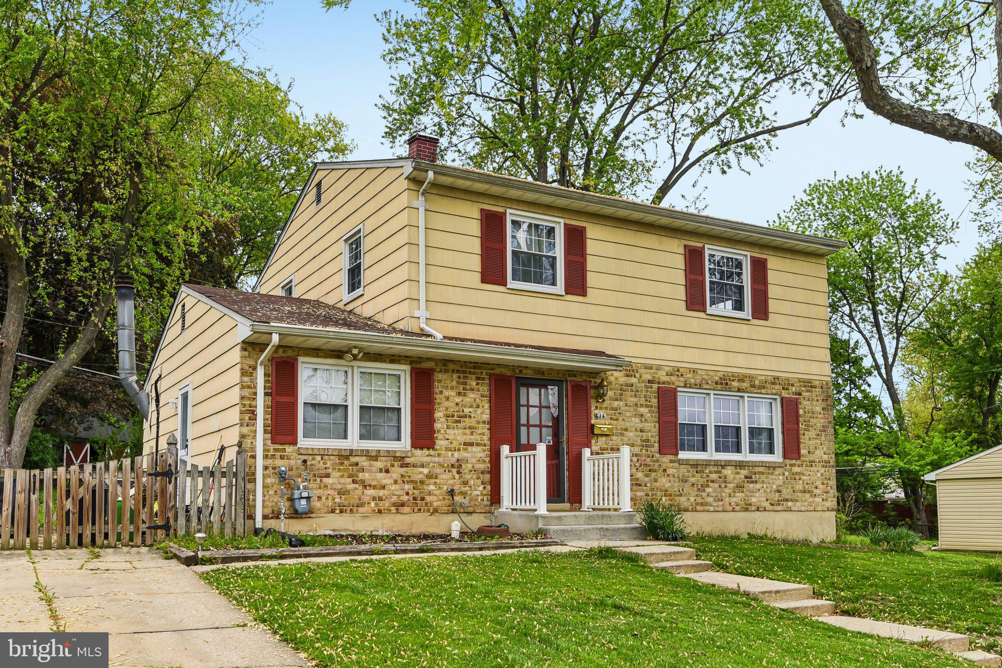 216 GLYNDON DRIVE