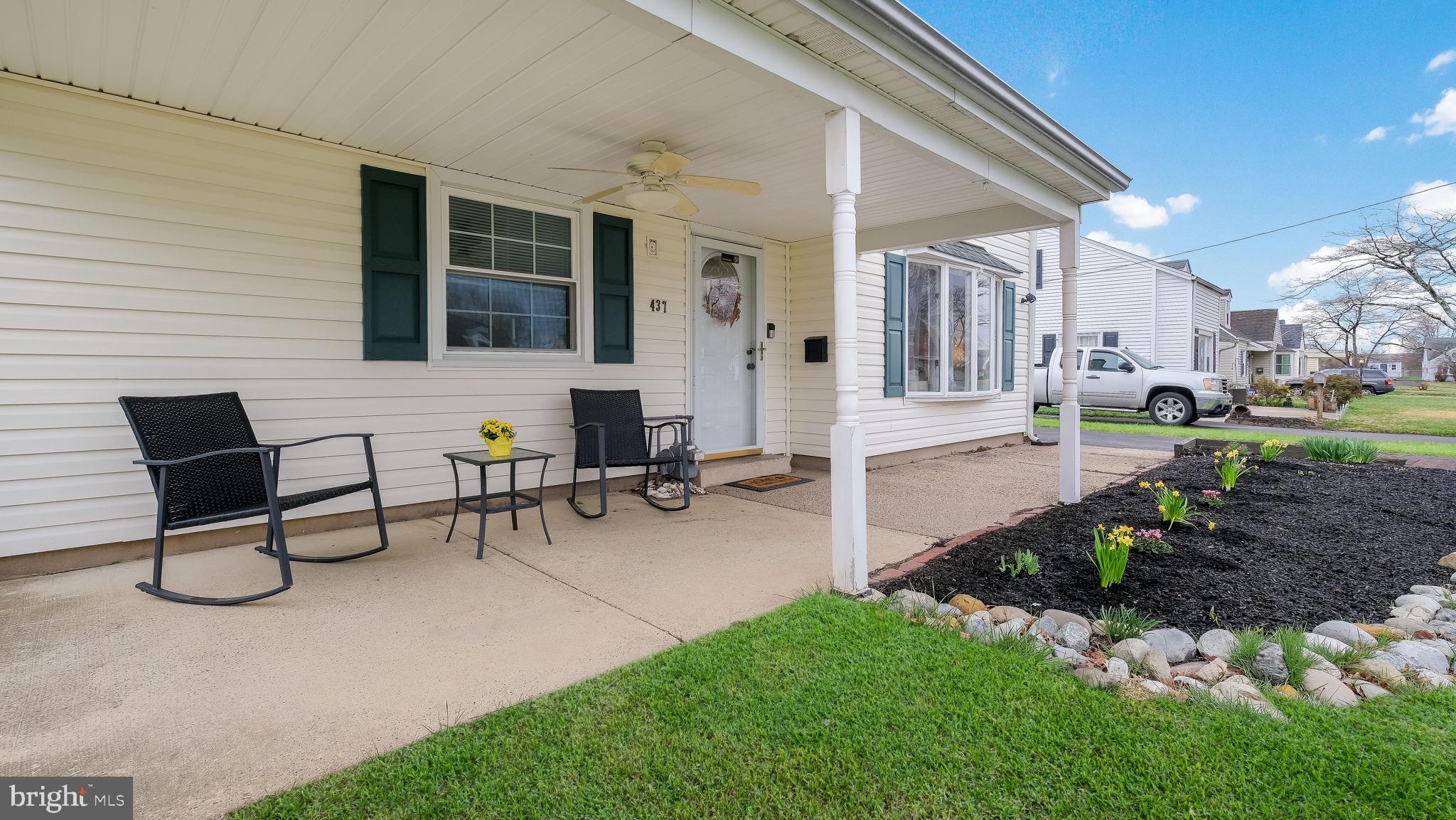 SHOEMAKER VIL - Residential