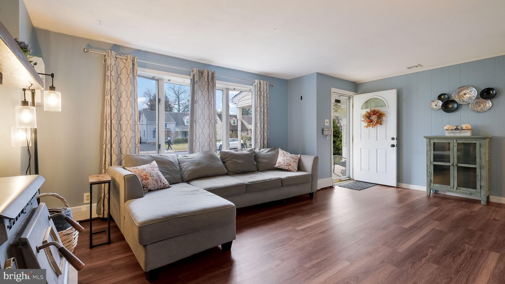 SHOEMAKER VIL - Residential