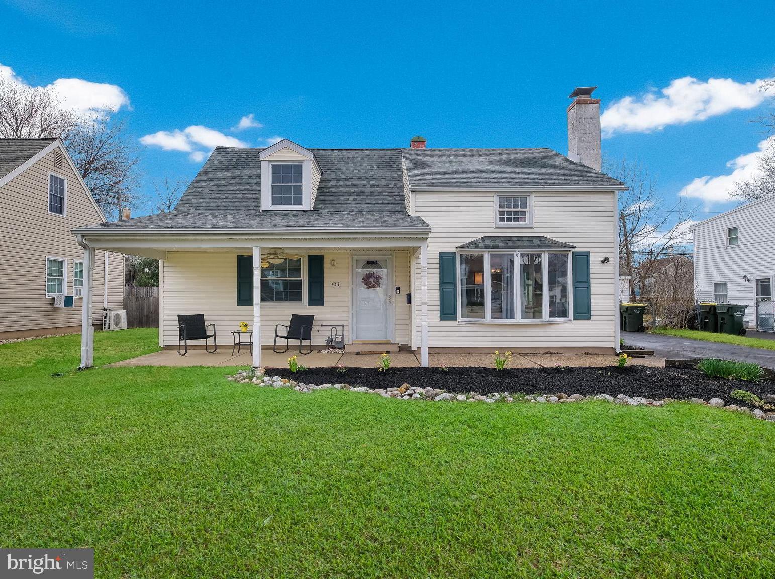 SHOEMAKER VIL - Residential