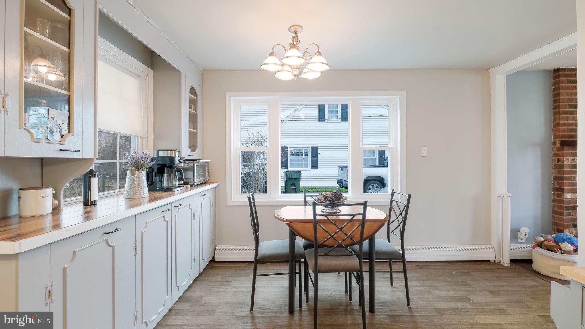 SHOEMAKER VIL - Residential