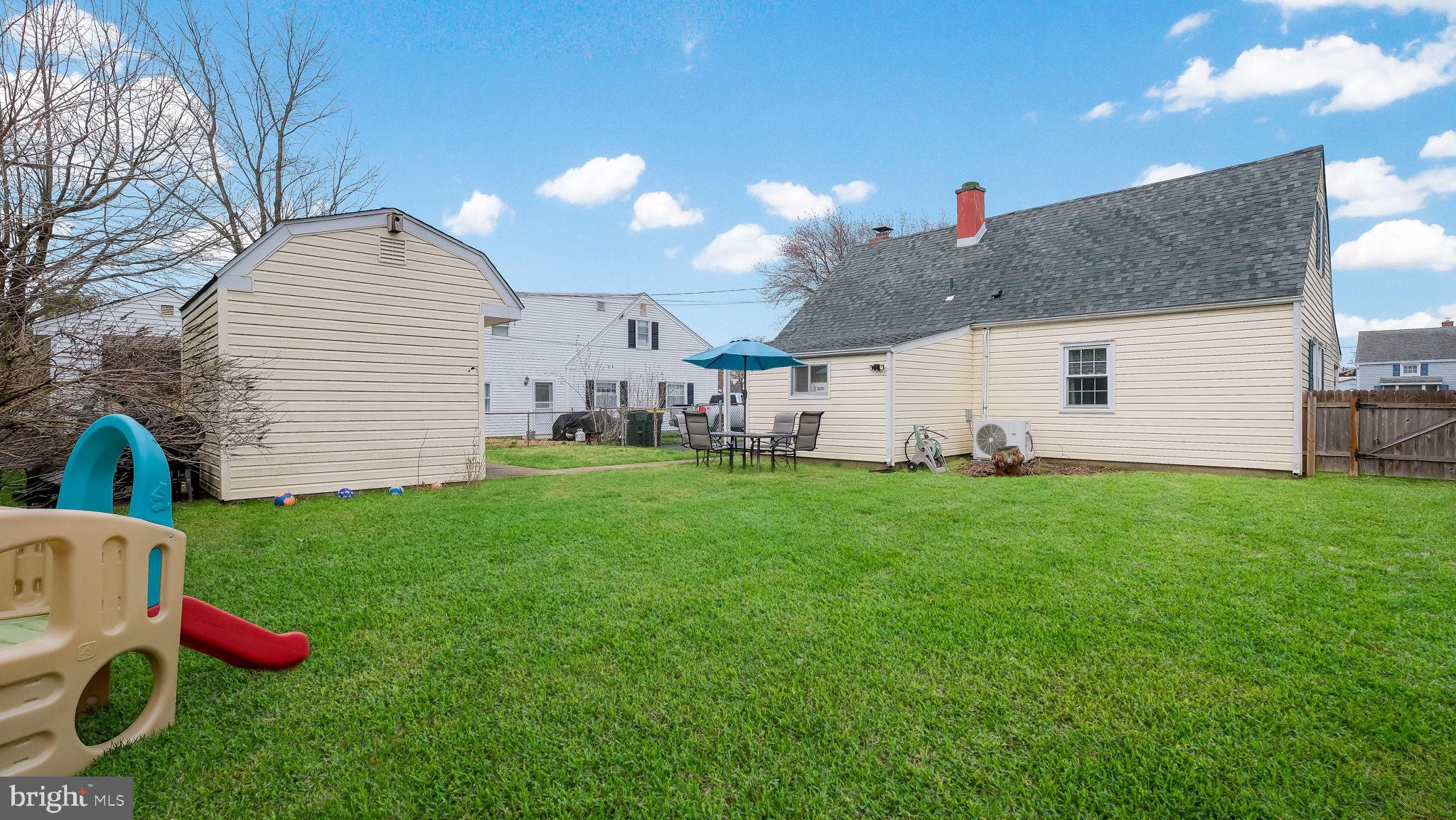 SHOEMAKER VIL - Residential