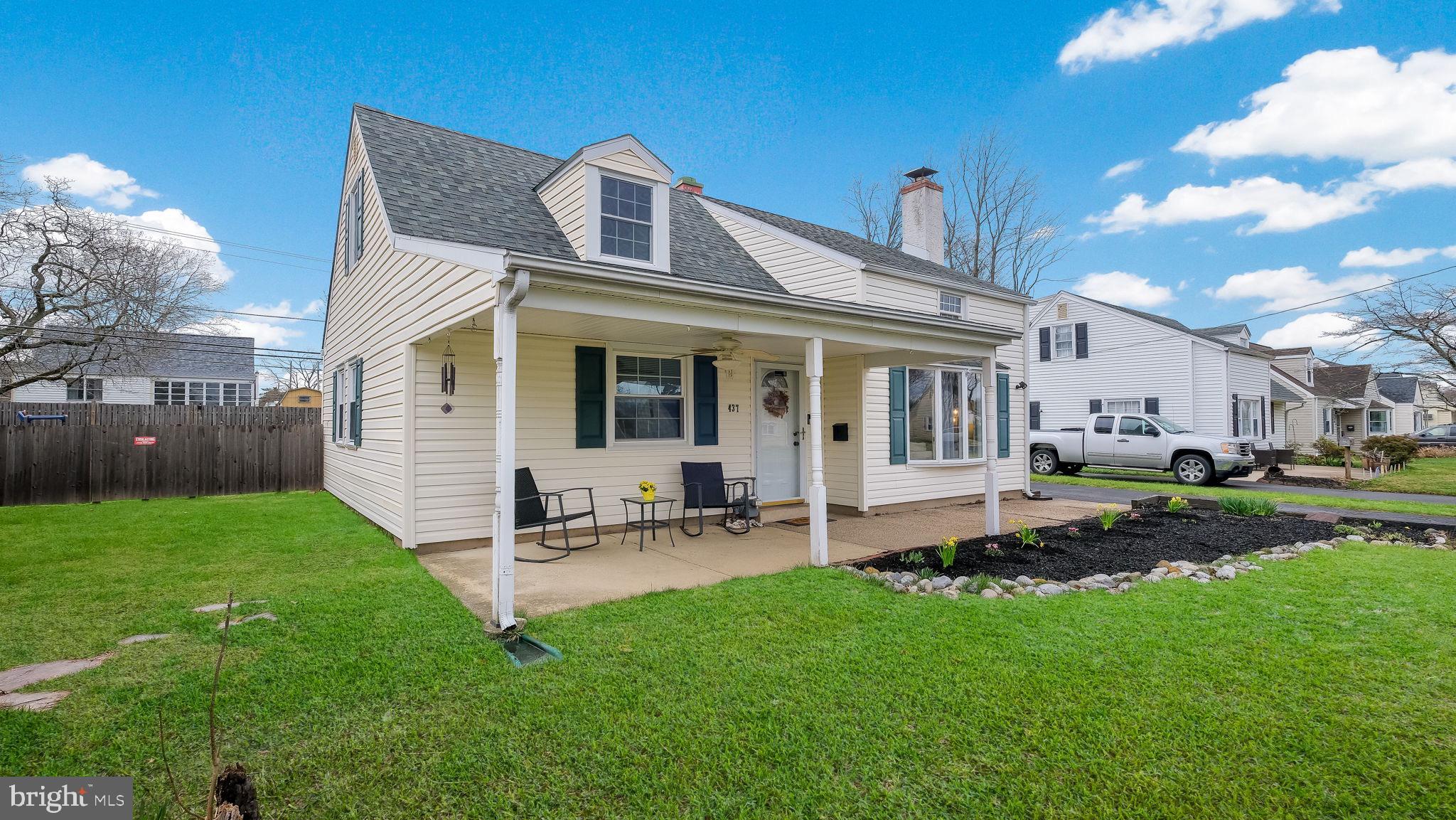 SHOEMAKER VIL - Residential