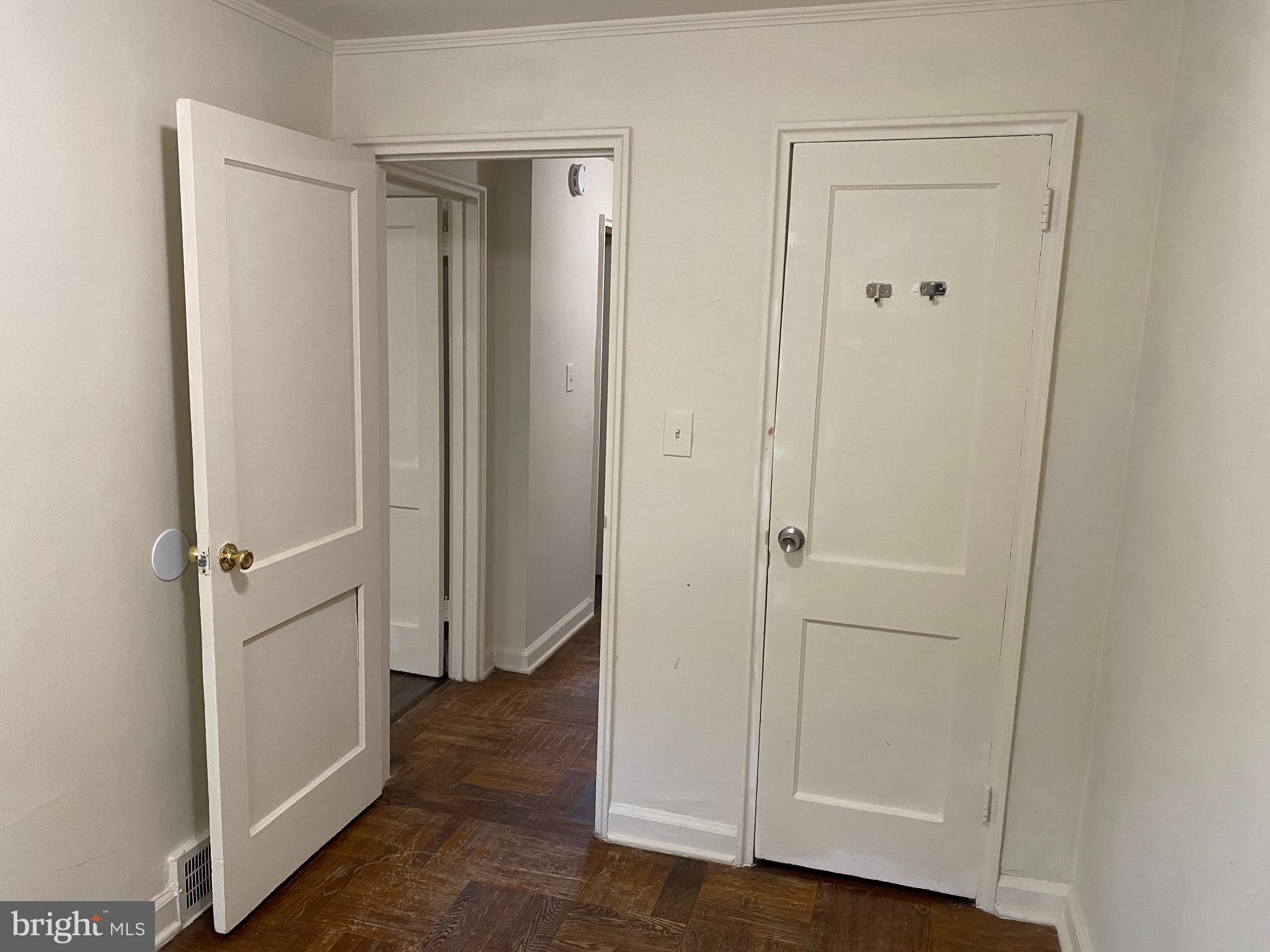 COLLEGE PARK - Residential Lease