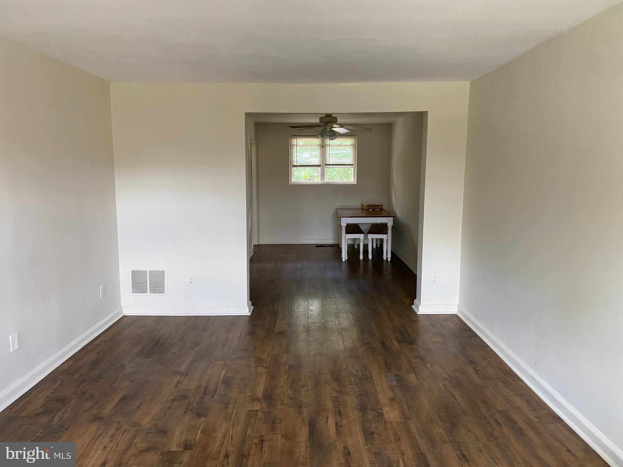COLLEGE PARK - Residential Lease