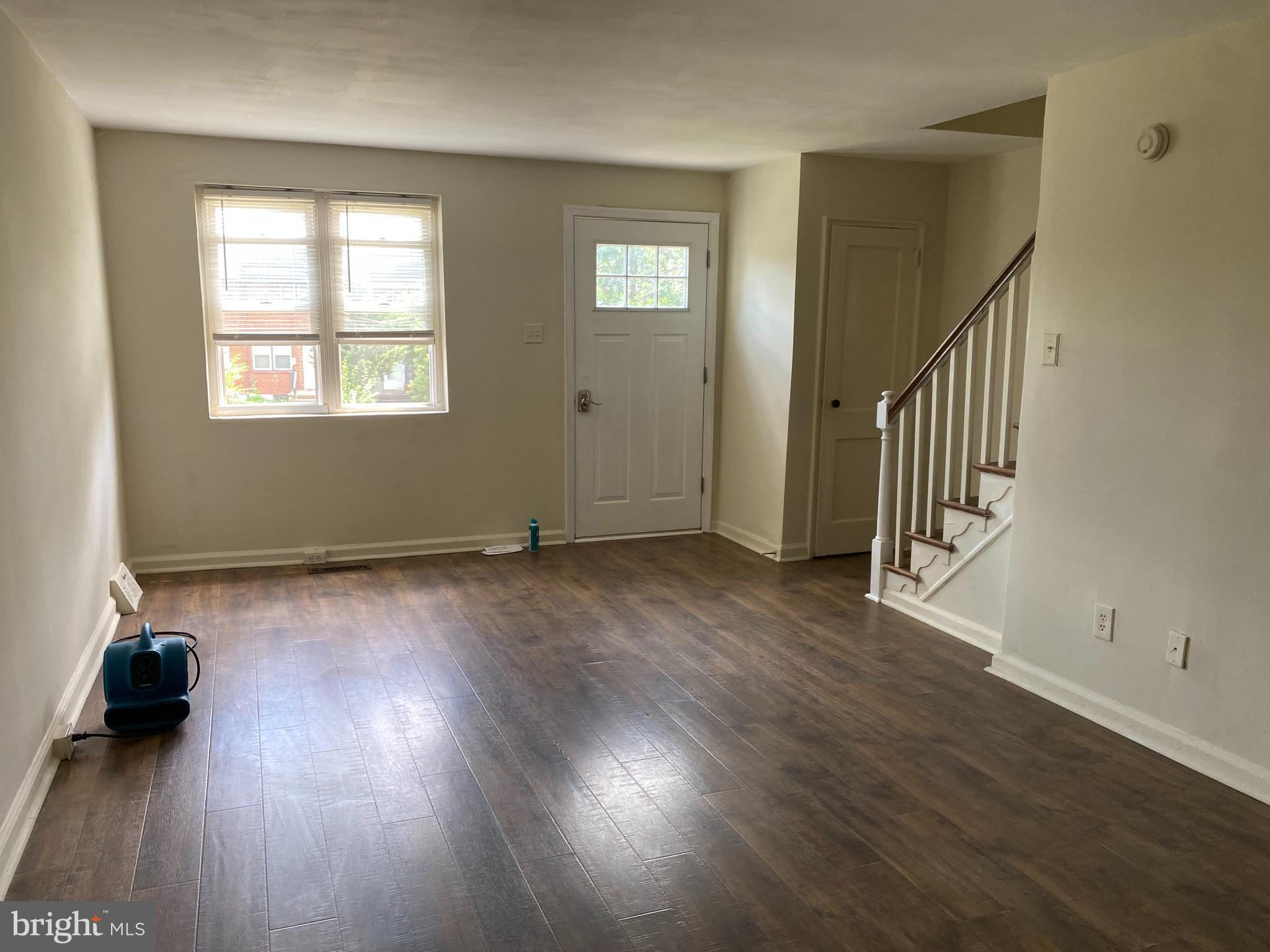 COLLEGE PARK - Residential Lease