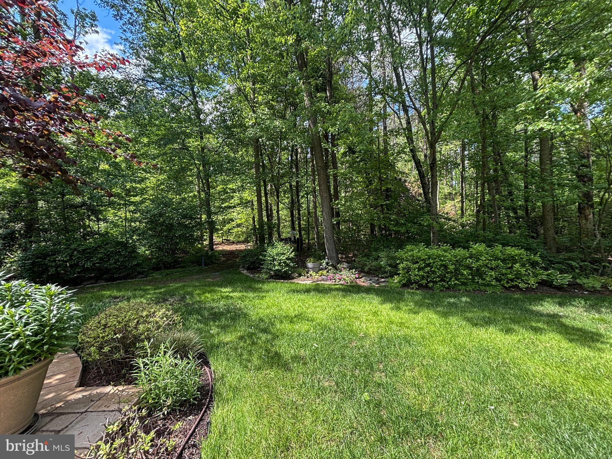 8216 ANGLERS EDGE COURT