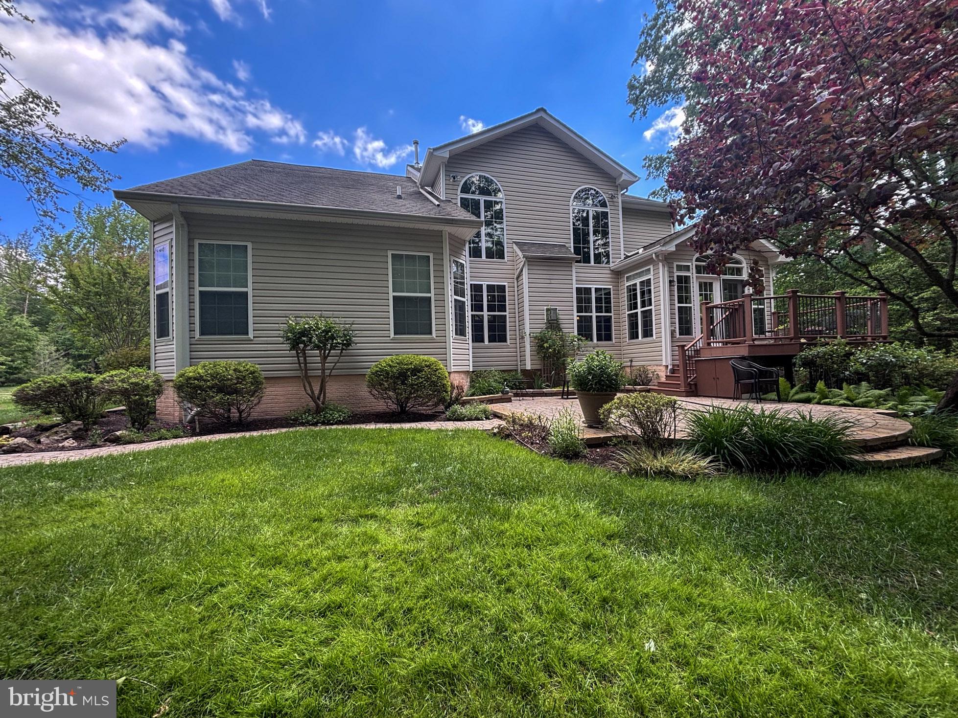 8216 ANGLERS EDGE COURT
