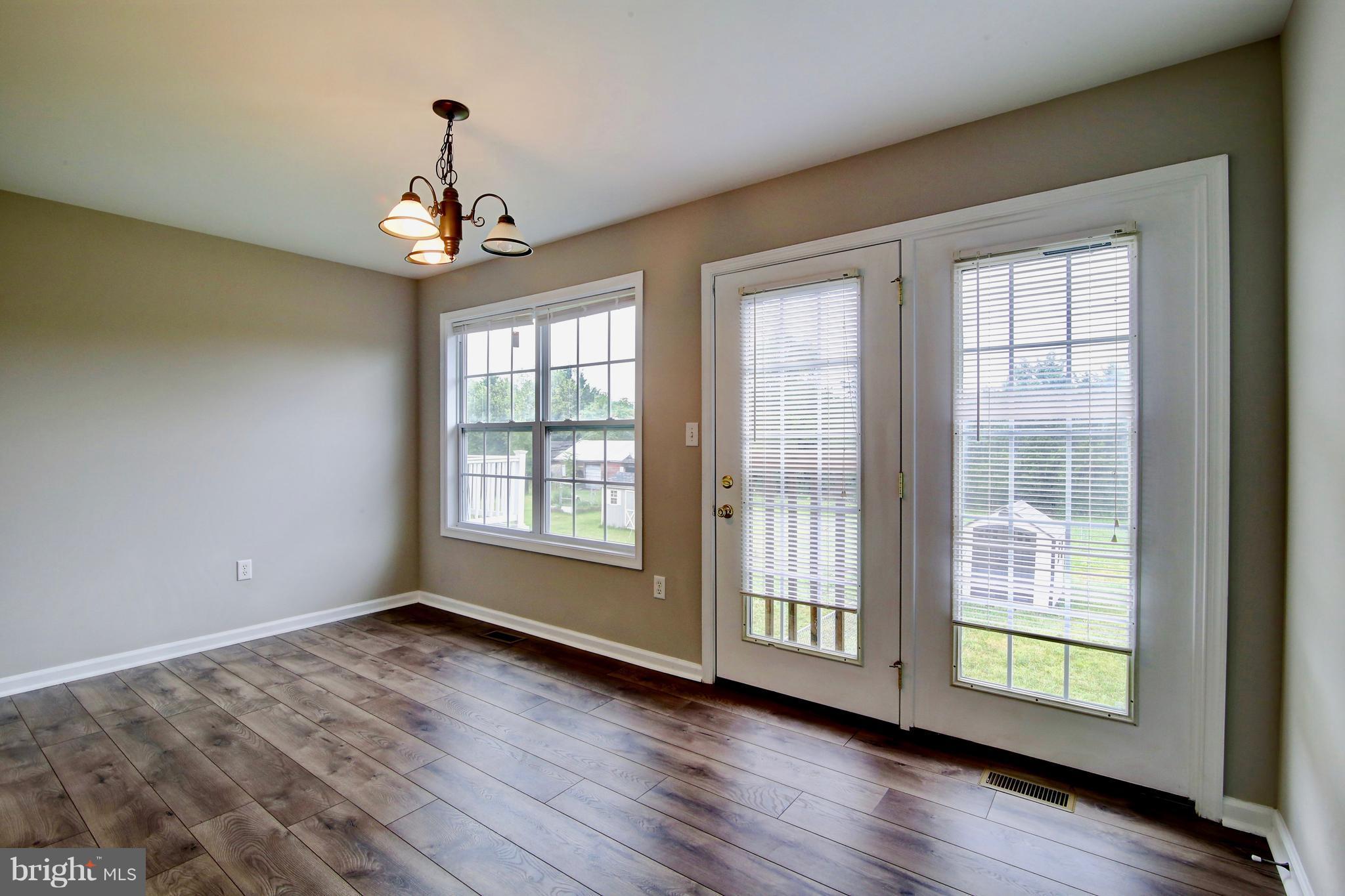 TOWNES OF TOPAZ - Residential