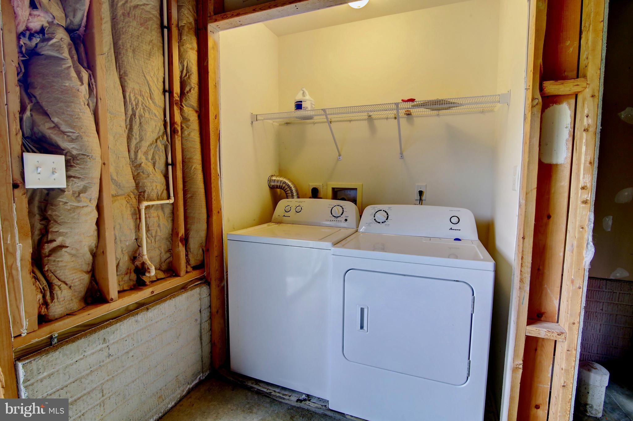 TOWNES OF TOPAZ - Residential