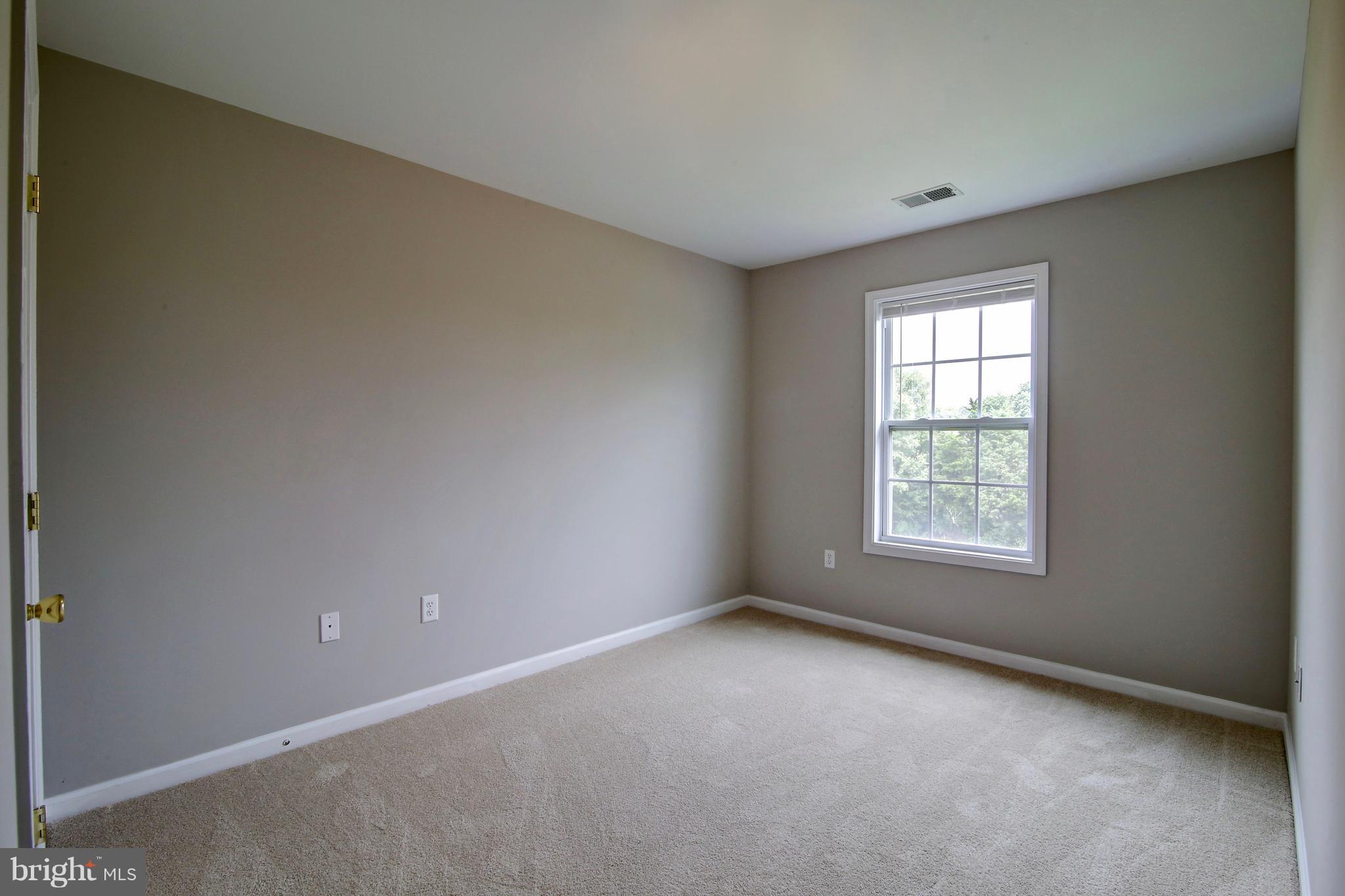 TOWNES OF TOPAZ - Residential